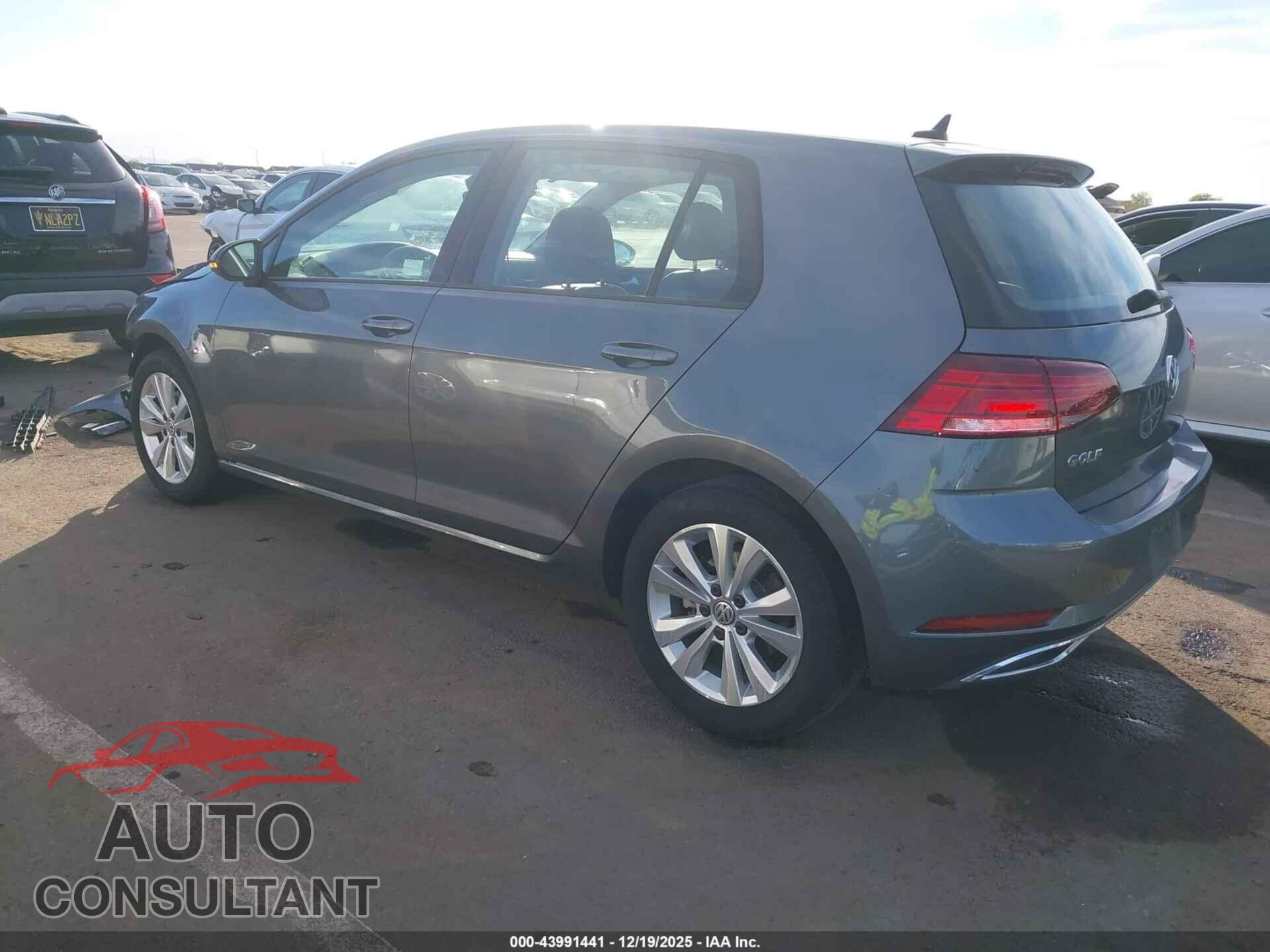 VOLKSWAGEN GOLF 2020 - 3VWW57AU2LM017001