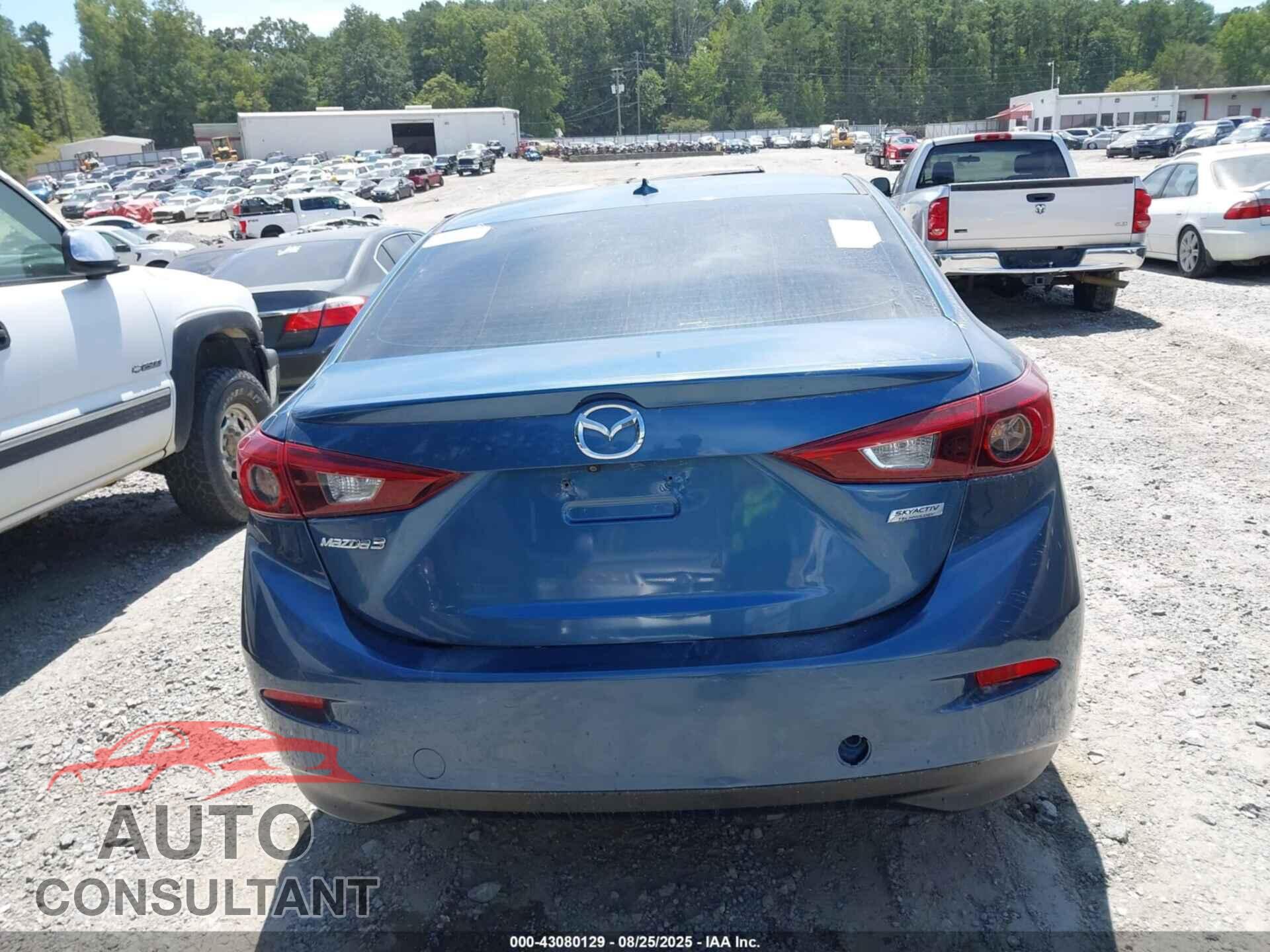 MAZDA MAZDA3 2018 - 3MZBN1W31JM171272