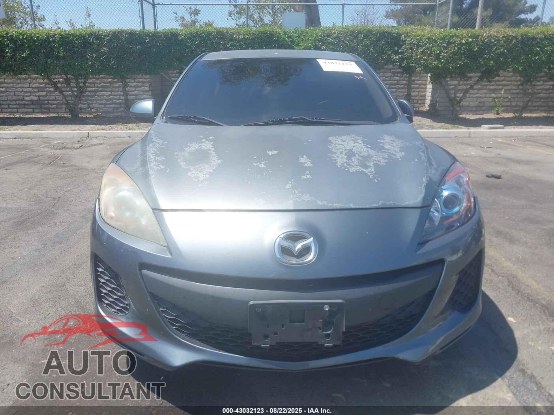 MAZDA MAZDA3 2012 - JM1BL1L81C1620006