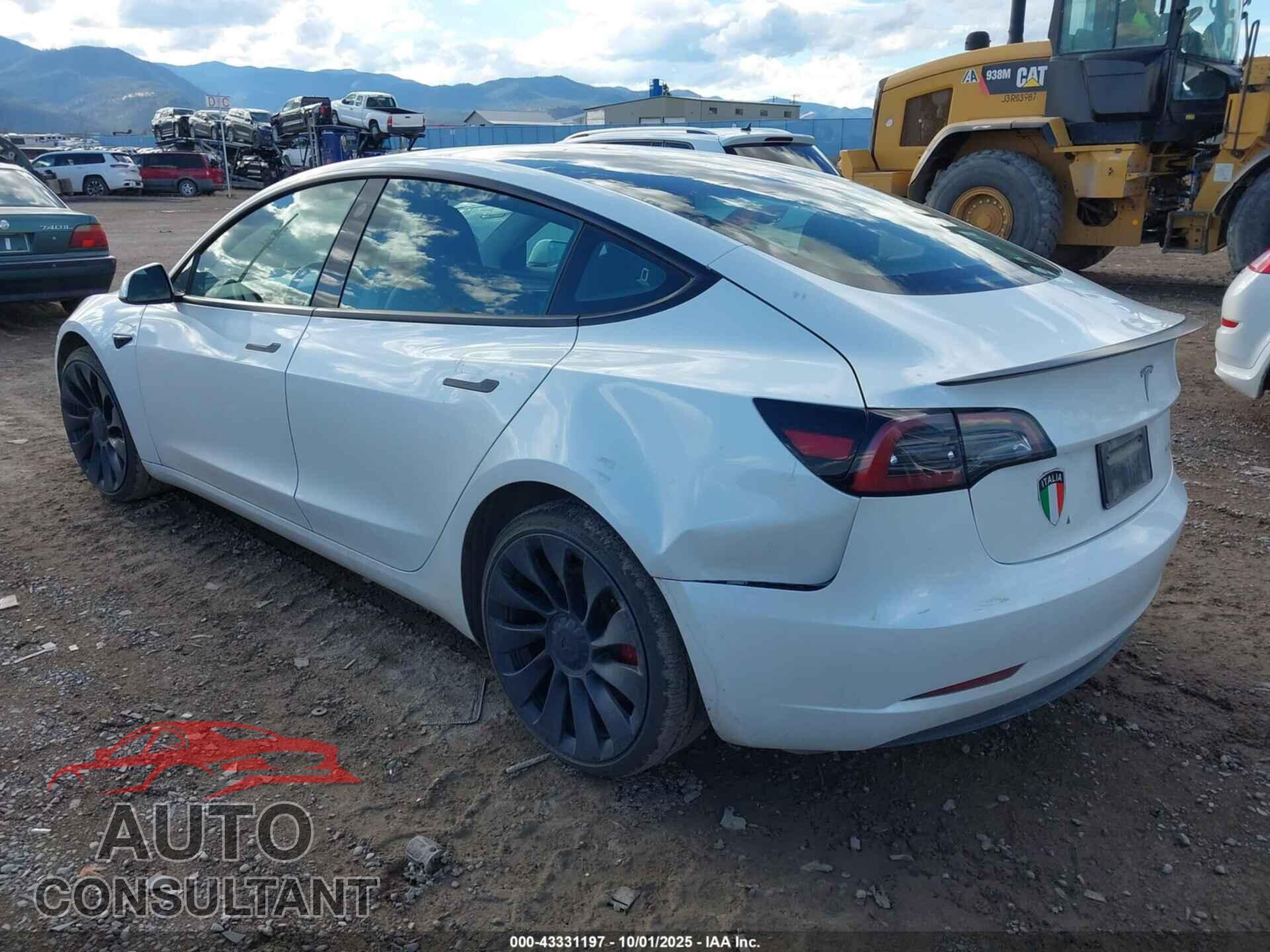 TESLA MODEL 3 2023 - 5YJ3E1EC1PF560645