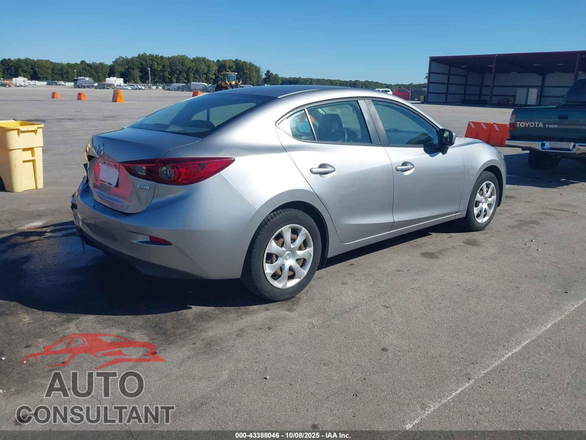 MAZDA MAZDA3 2015 - 3MZBM1U70FM229288