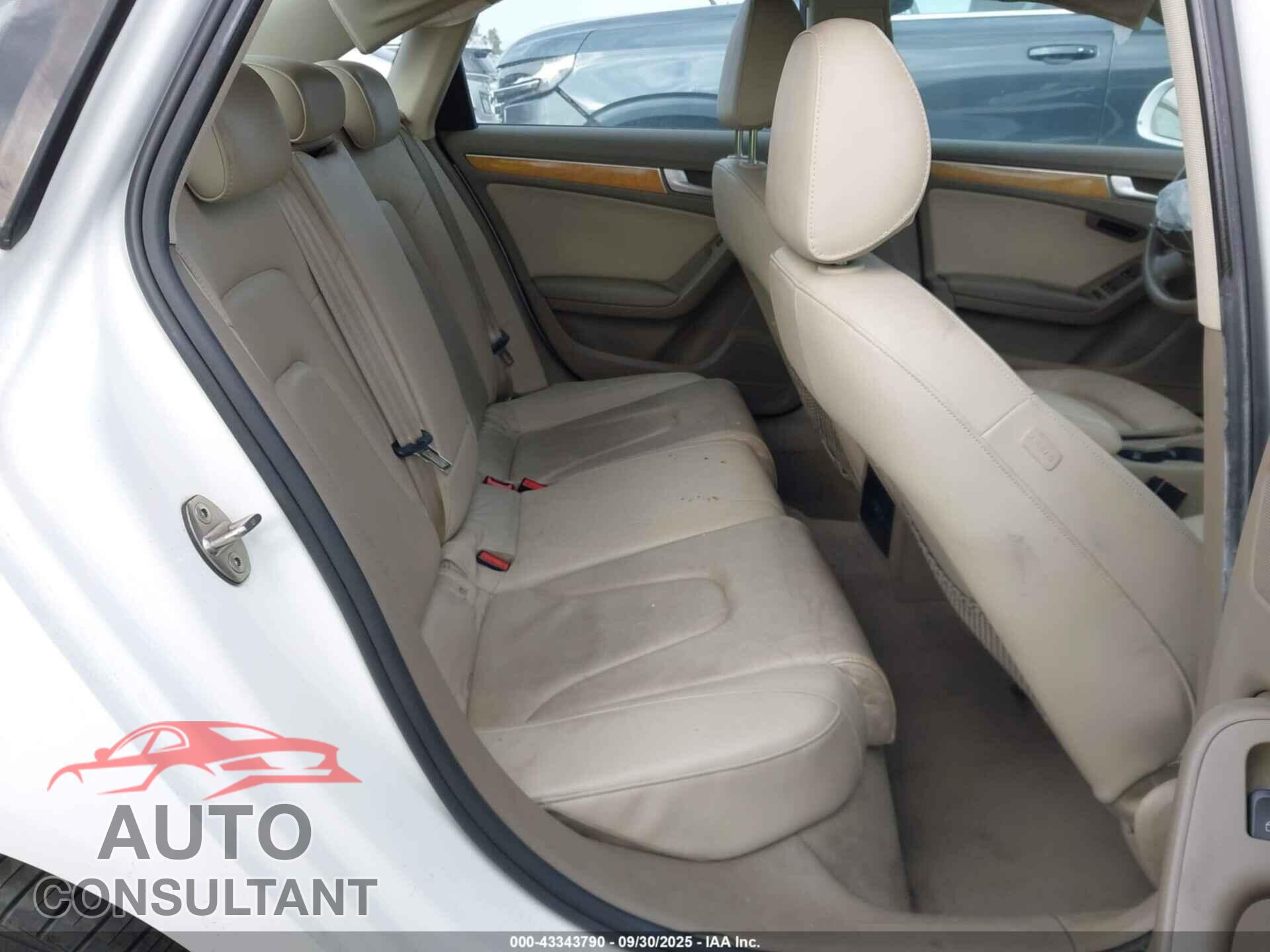 AUDI A4 2009 - WAULK78K49N033845