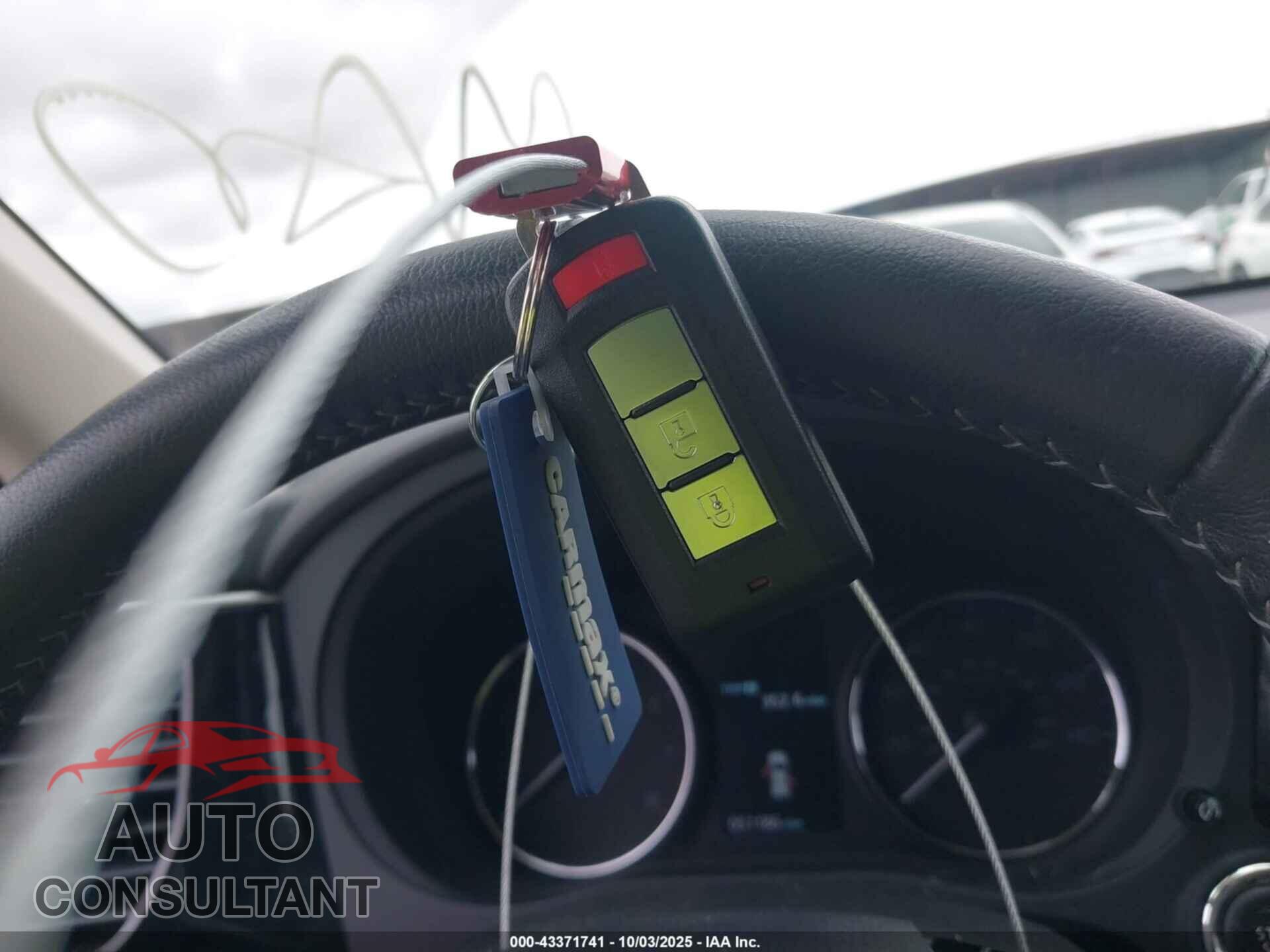 MITSUBISHI OUTLANDER 2020 - JA4AZ3A32LZ003688