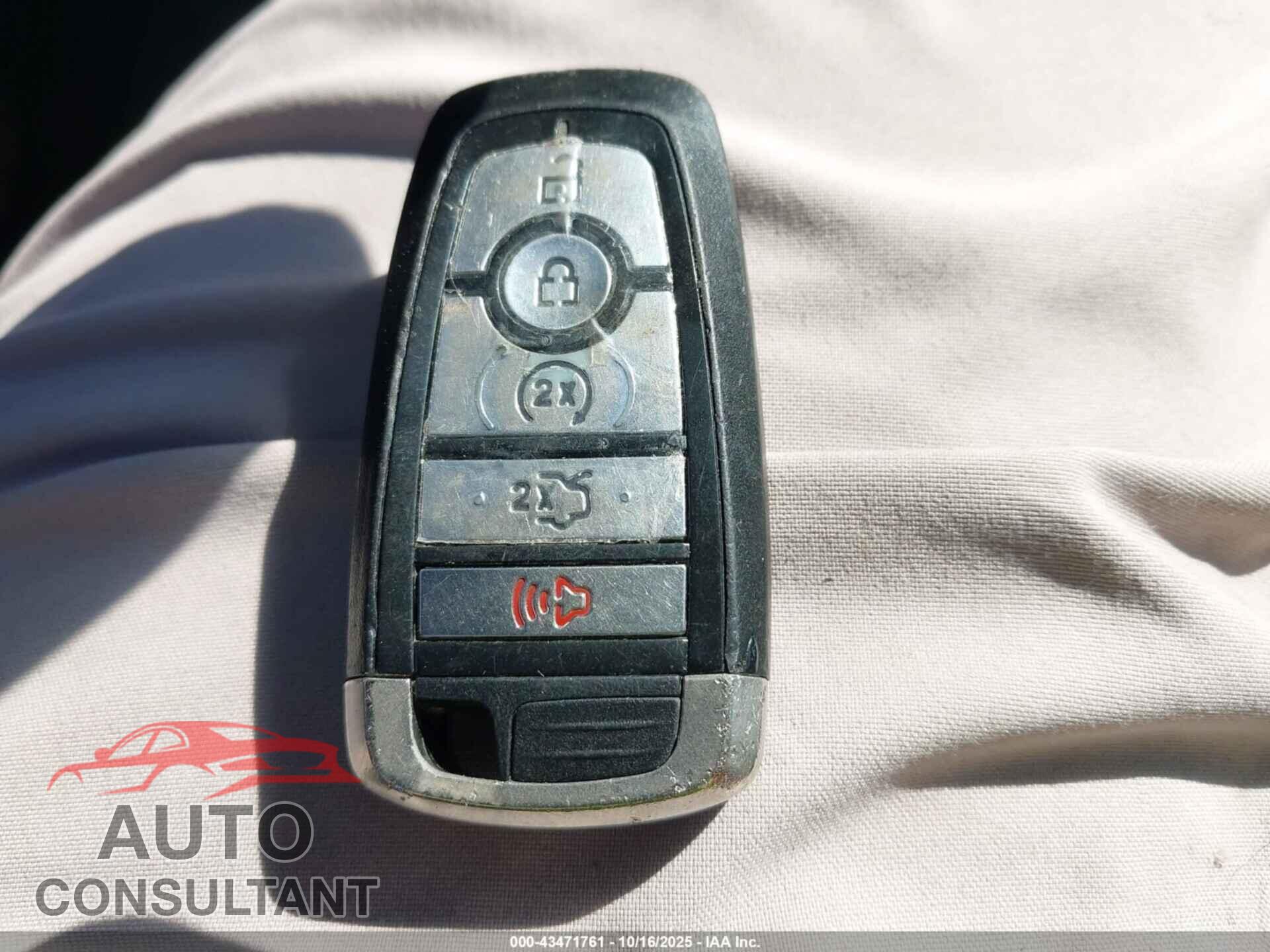 FORD FUSION 2020 - 3FA6P0D96LR133953