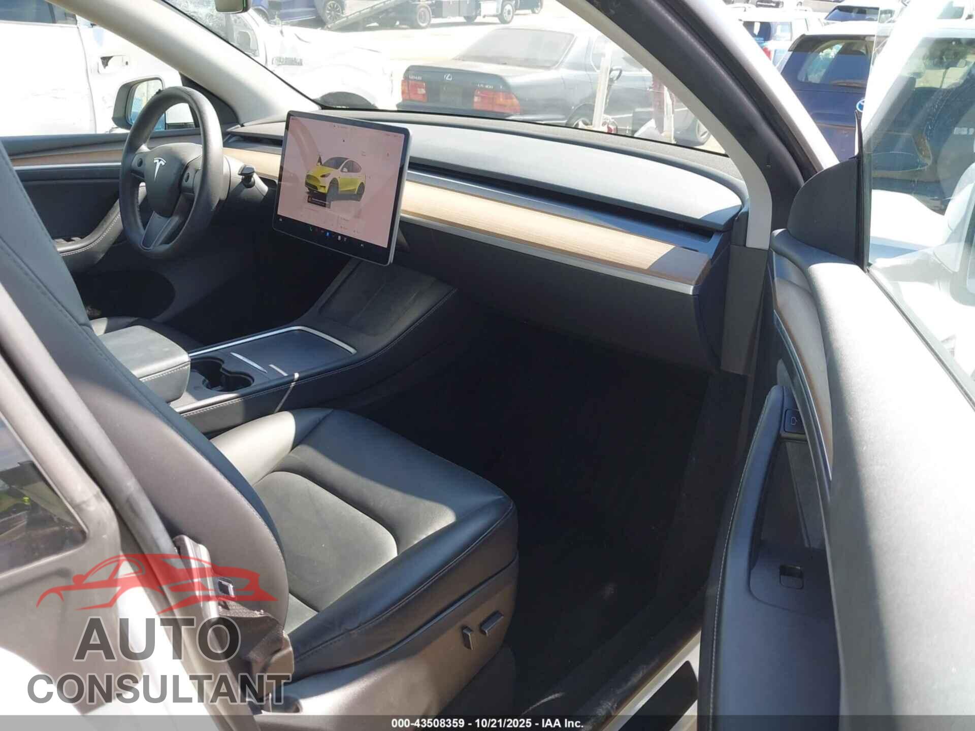 TESLA MODEL Y 2023 - 7SAYGDEE9PA070716