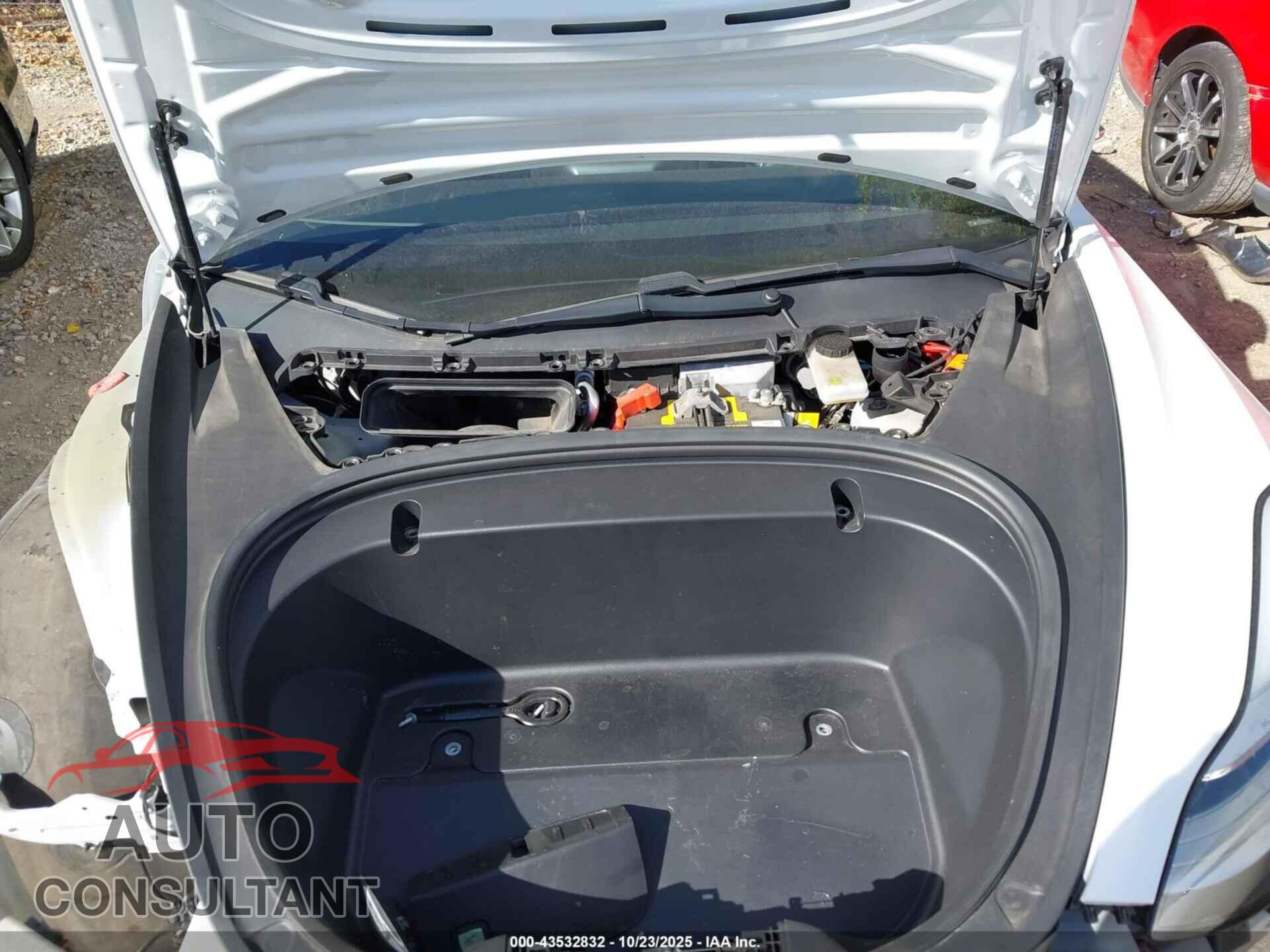 TESLA MODEL 3 2020 - 5YJ3E1EB7LF637410