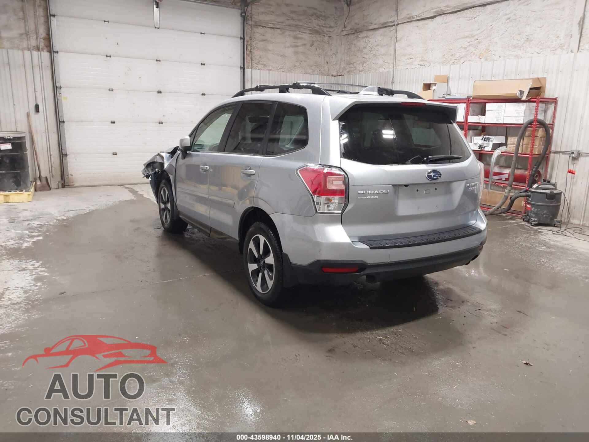 SUBARU FORESTER 2017 - JF2SJAJC9HH480591