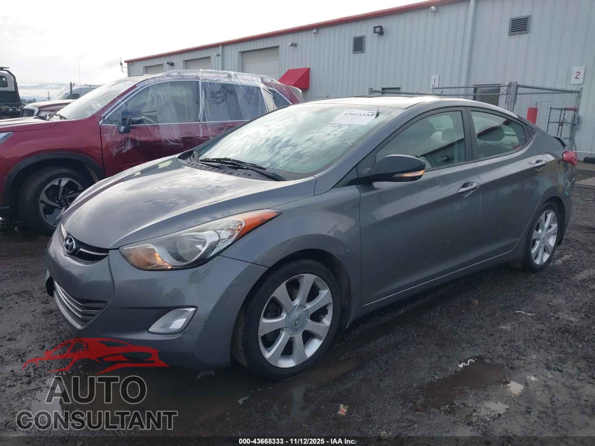 HYUNDAI ELANTRA 2013 - 5NPDH4AE3DH247873