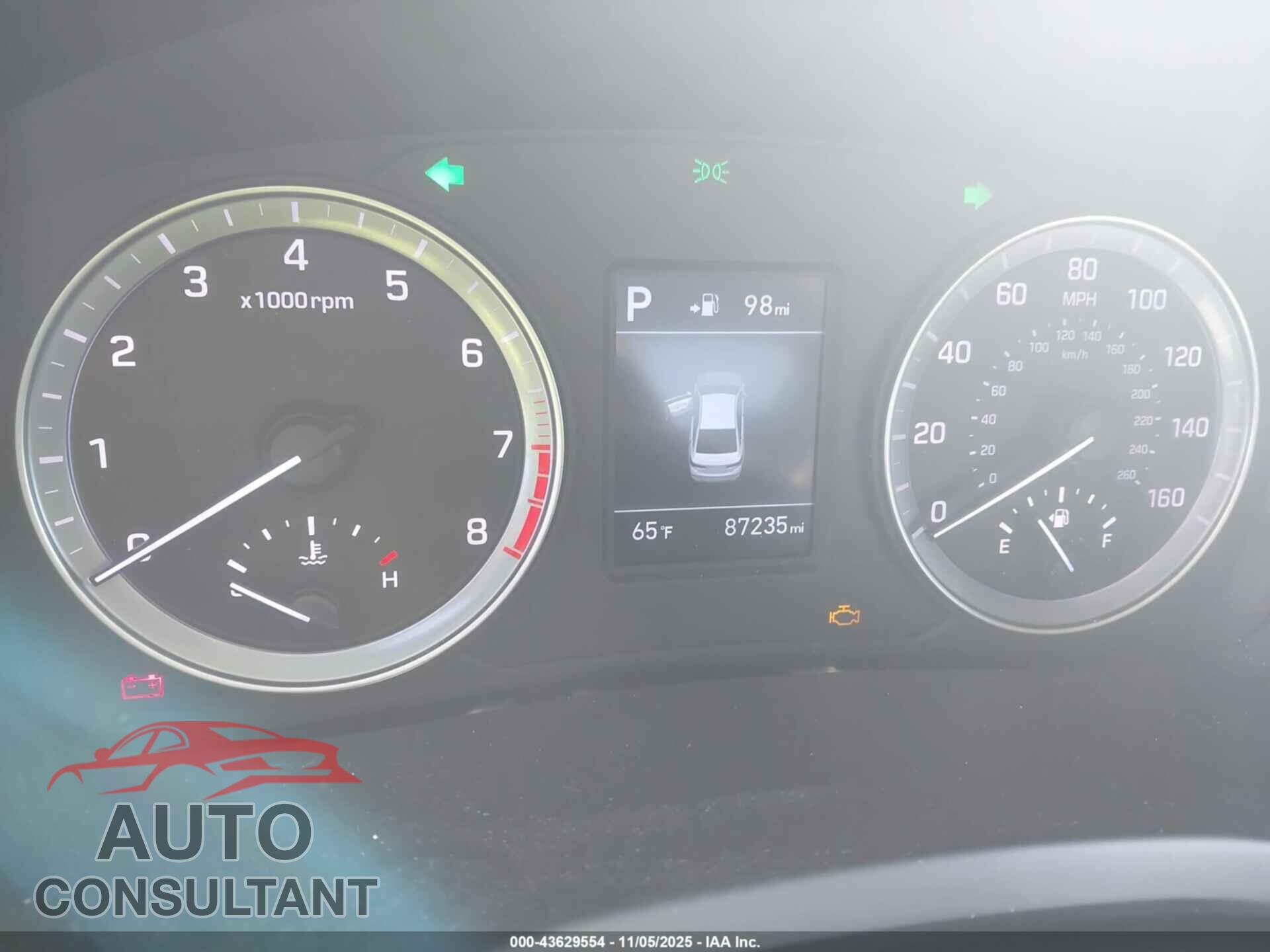 HYUNDAI SONATA 2018 - 5NPE24AF0JH657007