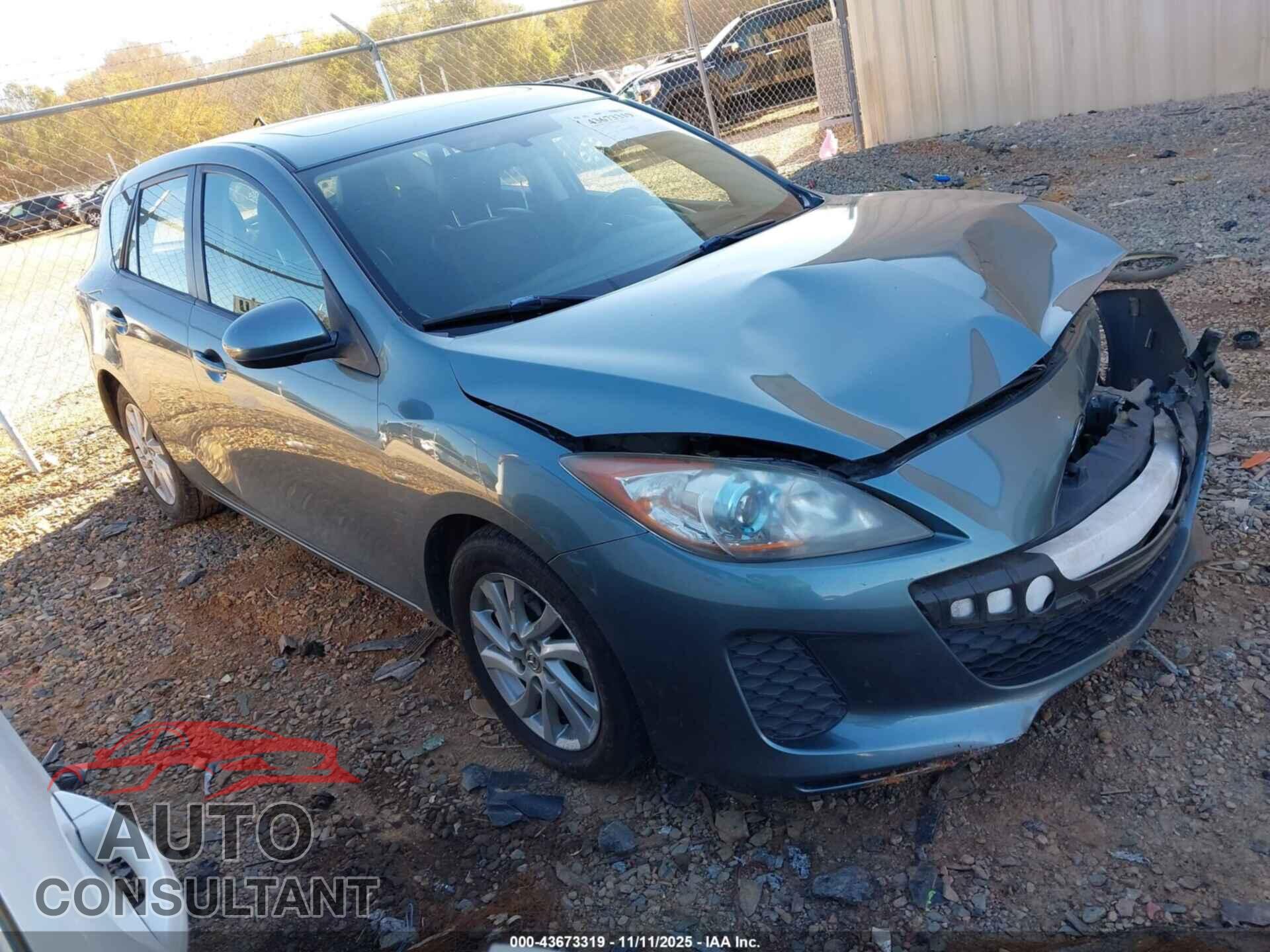 MAZDA MAZDA3 2012 - JM1BL1M76C1616023