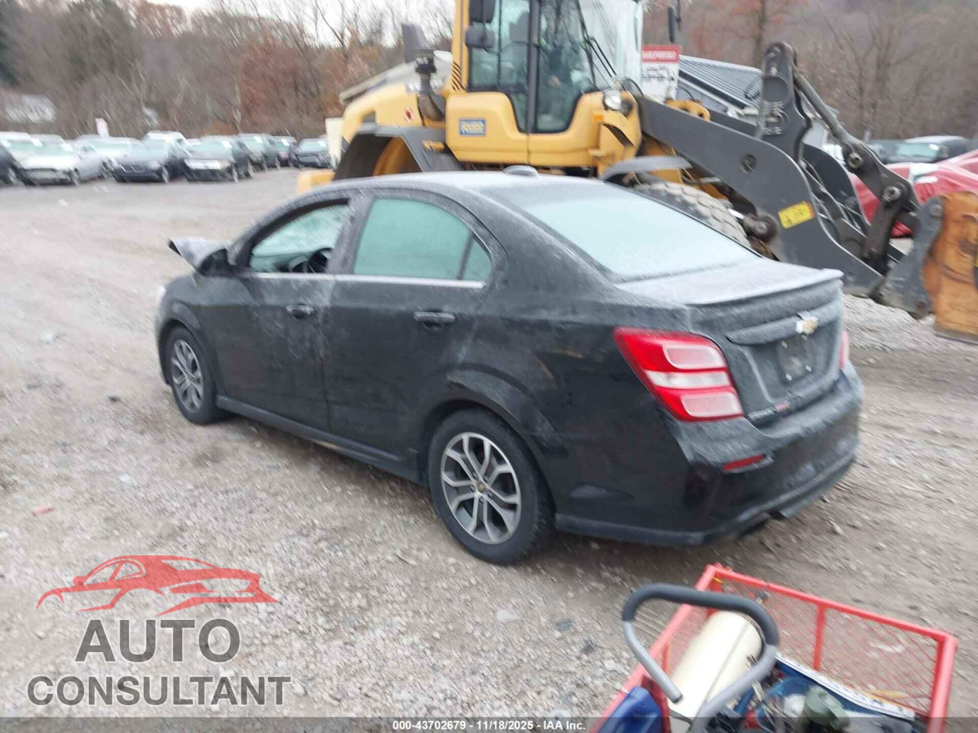 CHEVROLET SONIC 2017 - 1G1JD5SB8H4169779