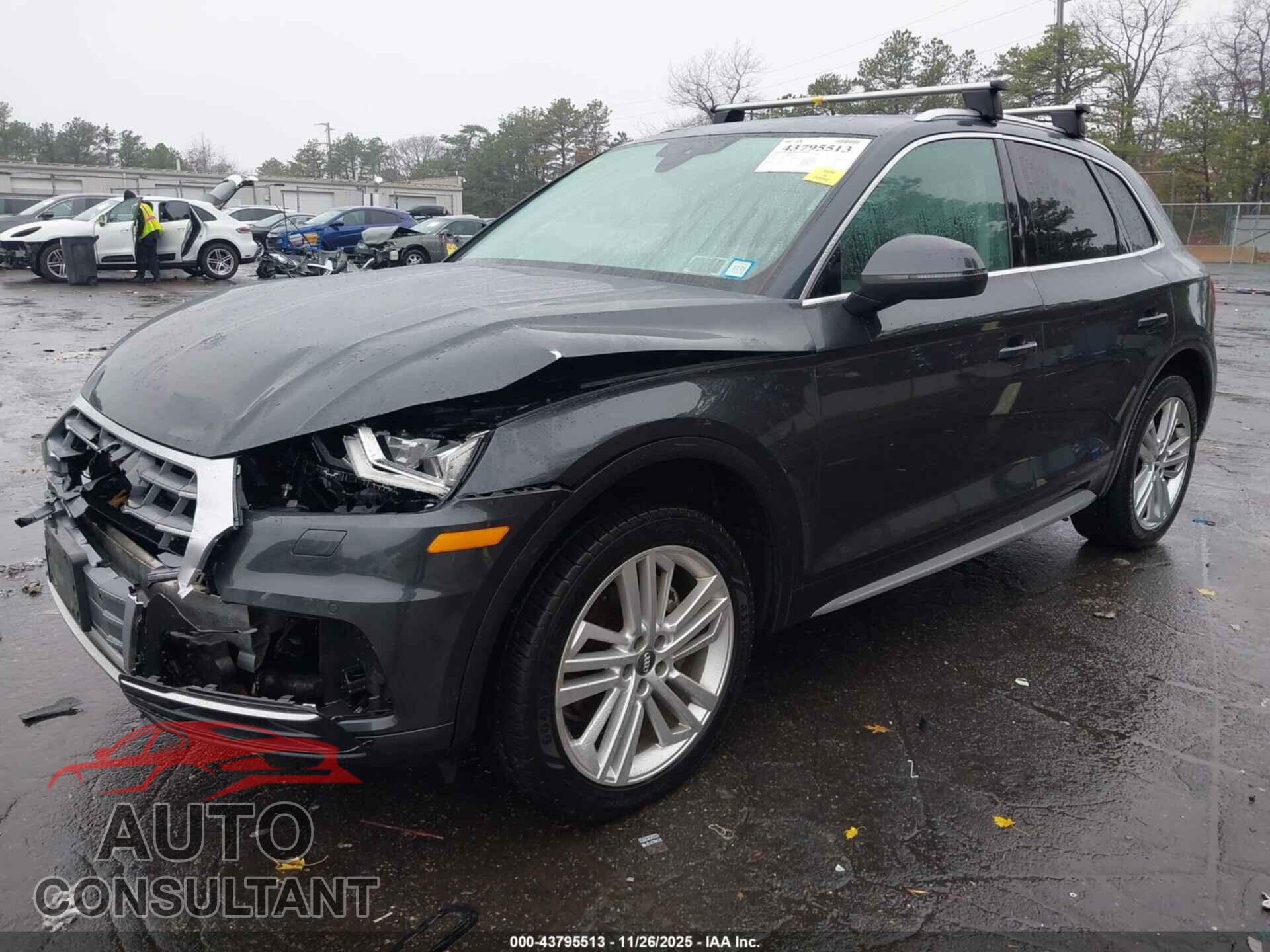 AUDI Q5 2018 - WA1BNAFY7J2196340