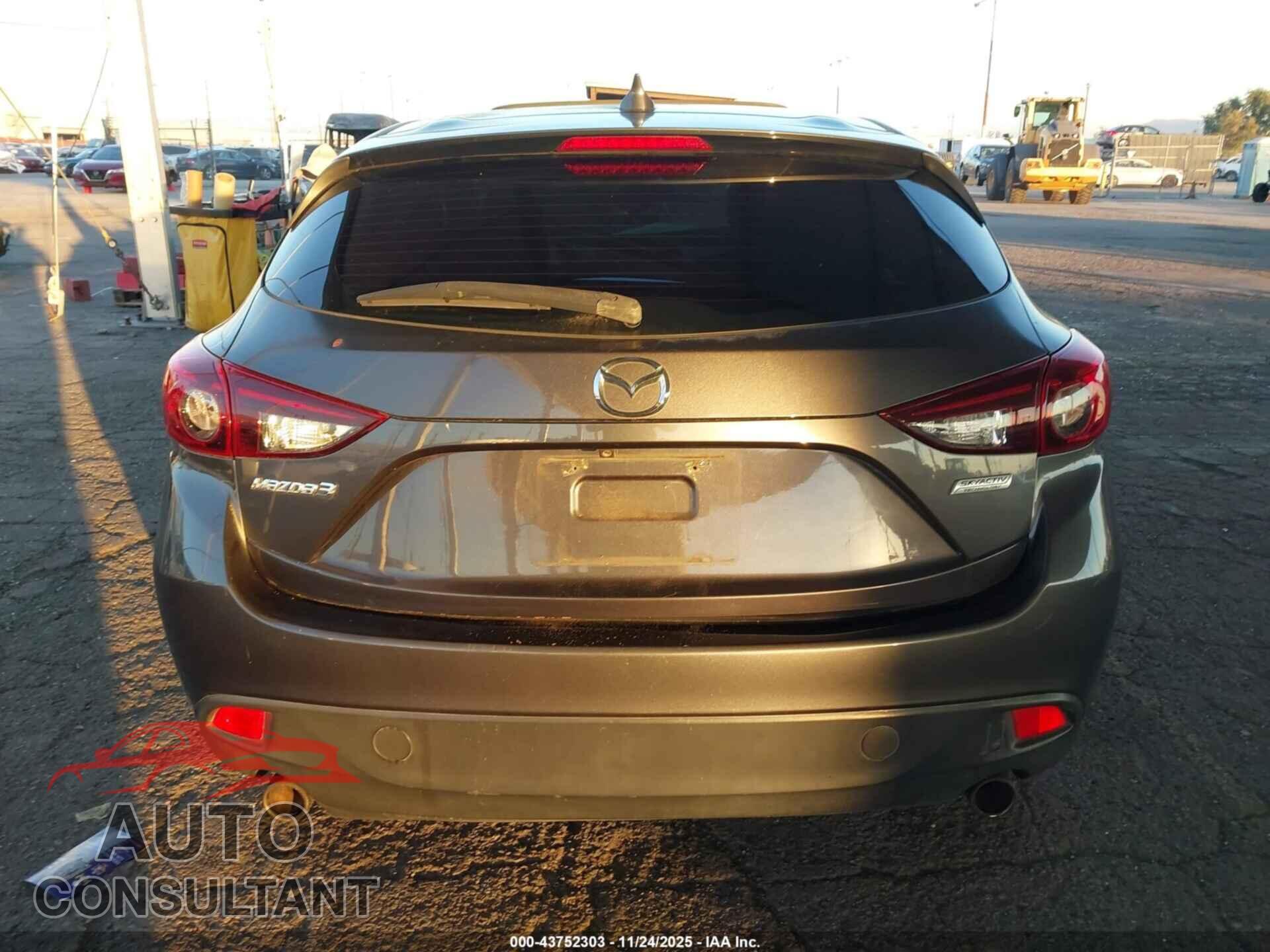 MAZDA MAZDA3 2016 - JM1BM1N77G1312037