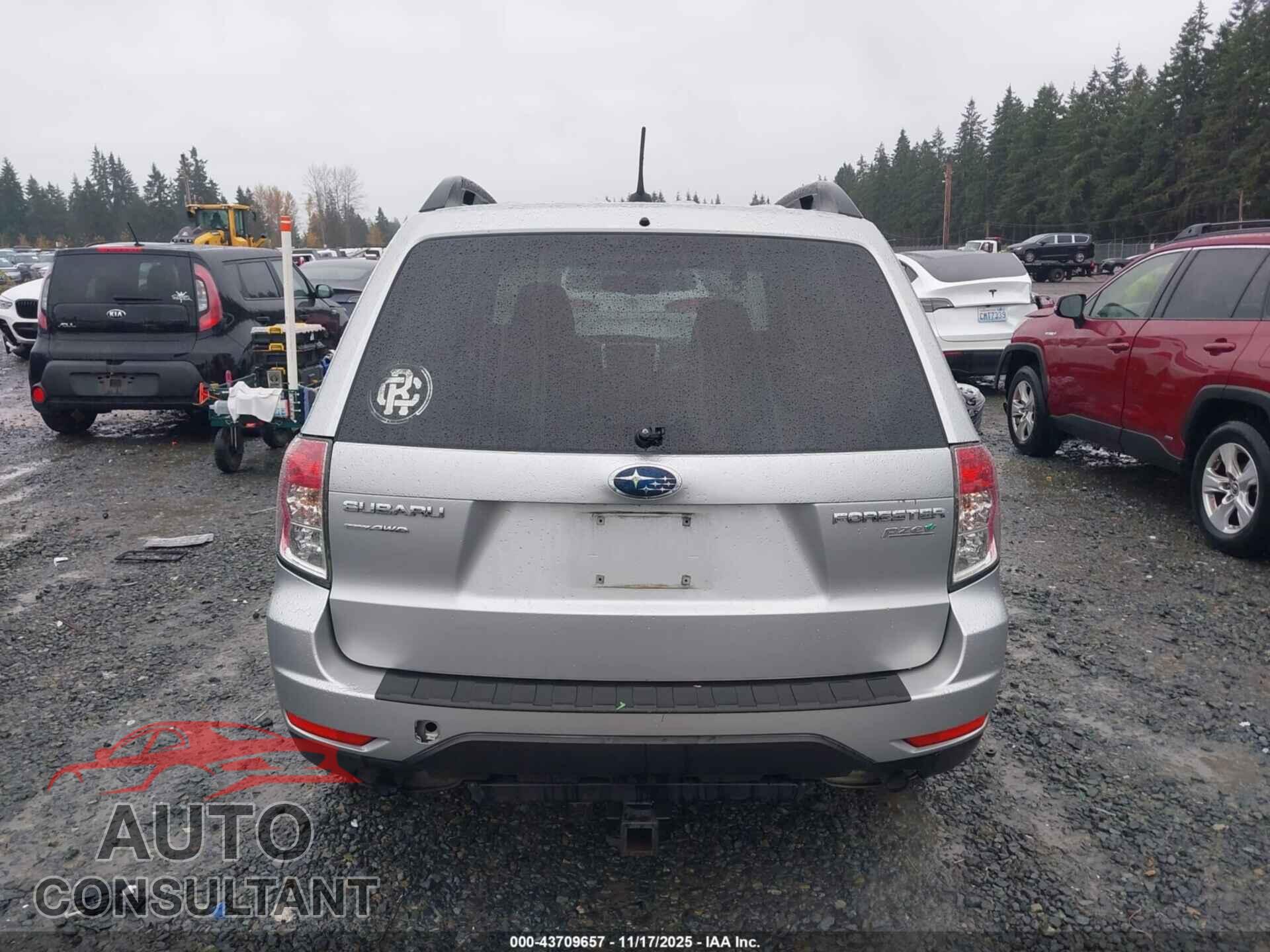SUBARU FORESTER 2011 - JF2SHADC8BH779388