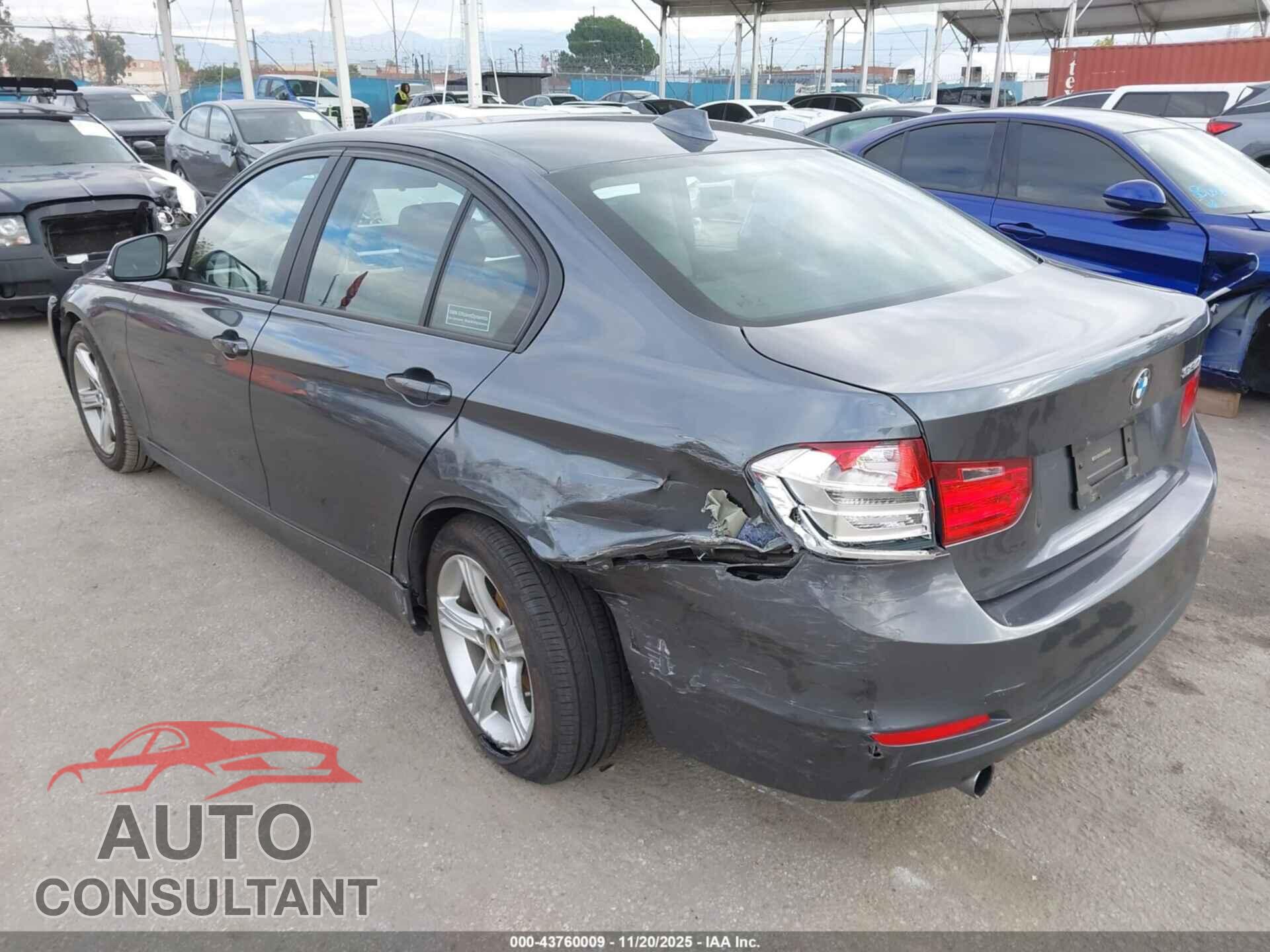 BMW 320I 2014 - WBA3B1G59ENS80457