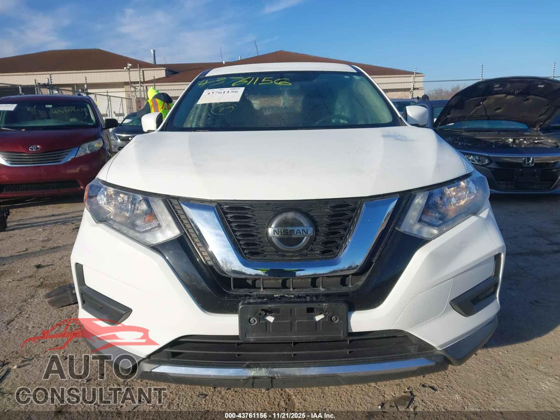 NISSAN ROGUE 2018 - KNMAT2MV0JP570876