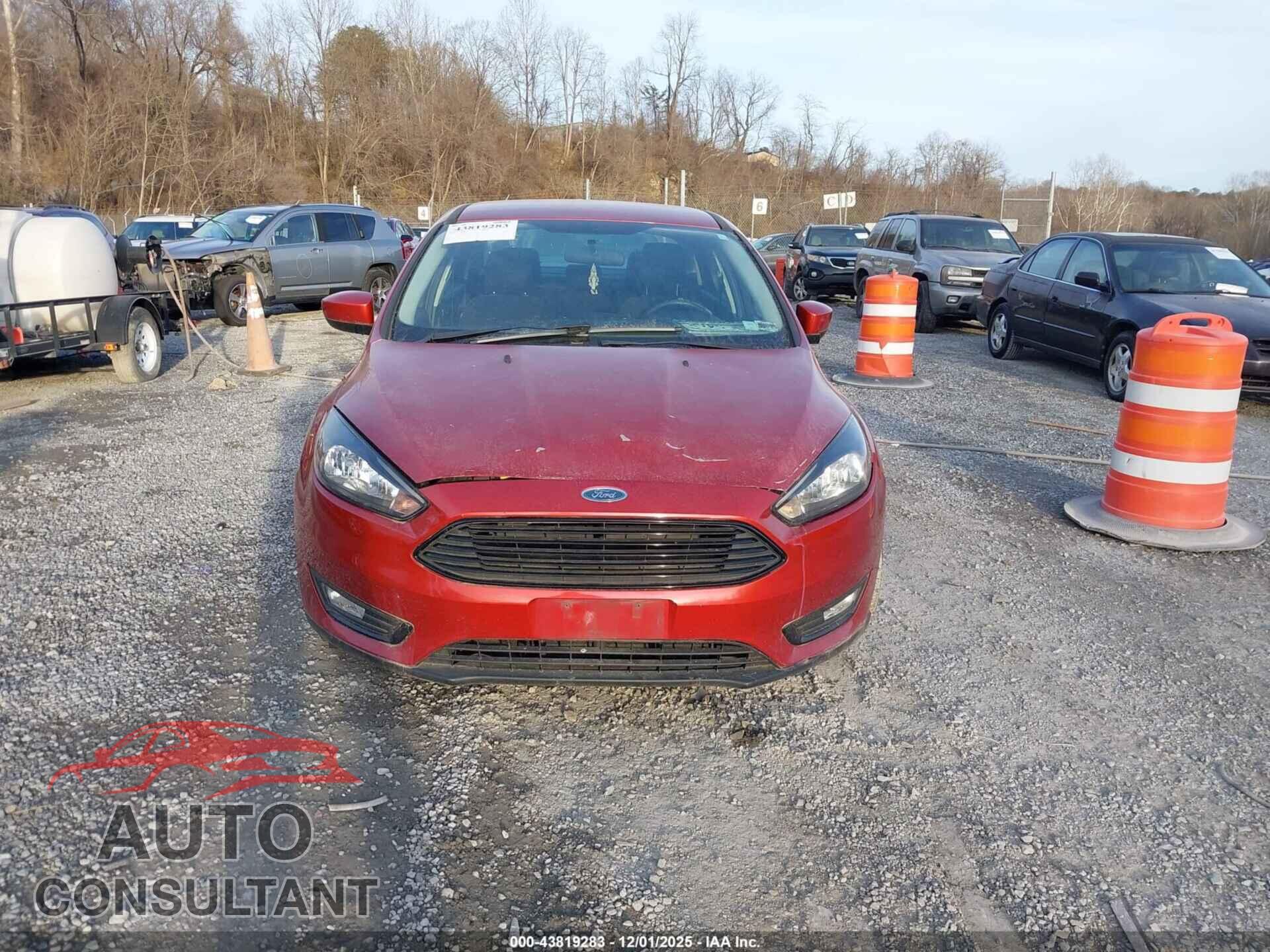 FORD FOCUS 2018 - 1FADP3FE3JL256981