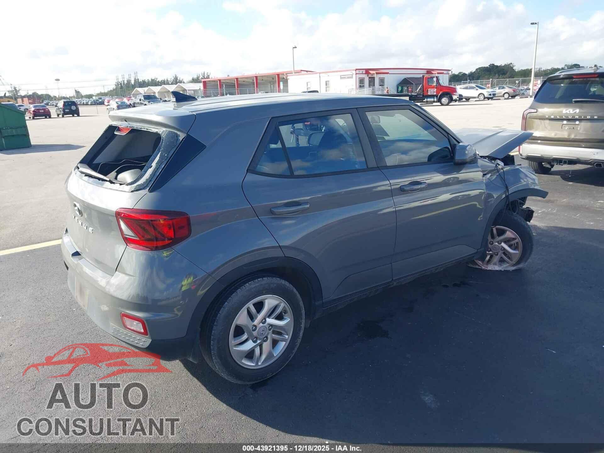 HYUNDAI VENUE 2021 - KMHRB8A36MU090547