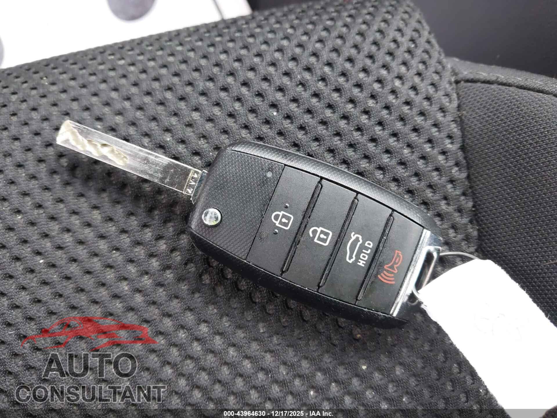 KIA OPTIMA 2020 - 5XXGT4L36LG451505