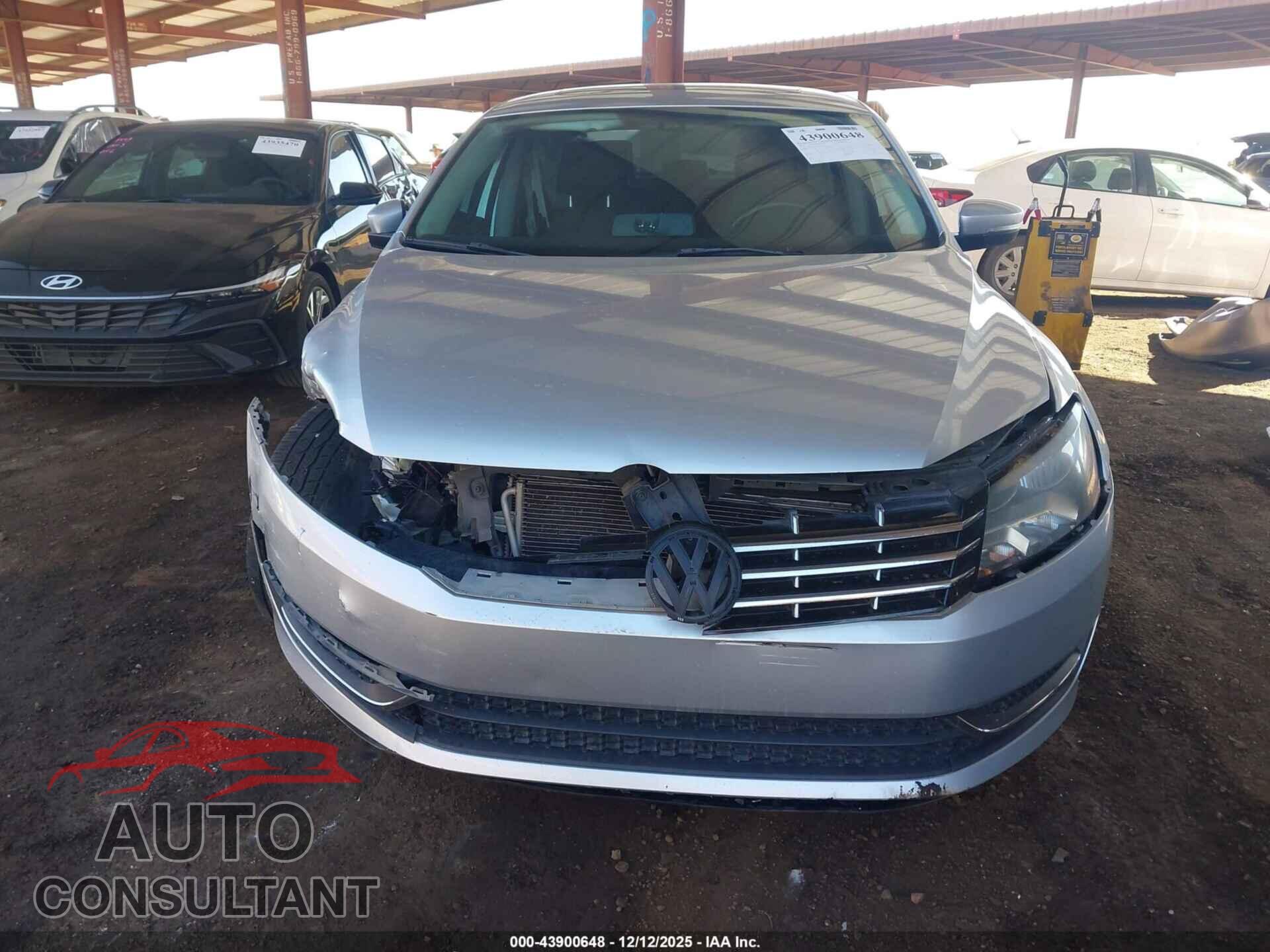 VOLKSWAGEN PASSAT 2015 - 1VWBV7A34FC096053
