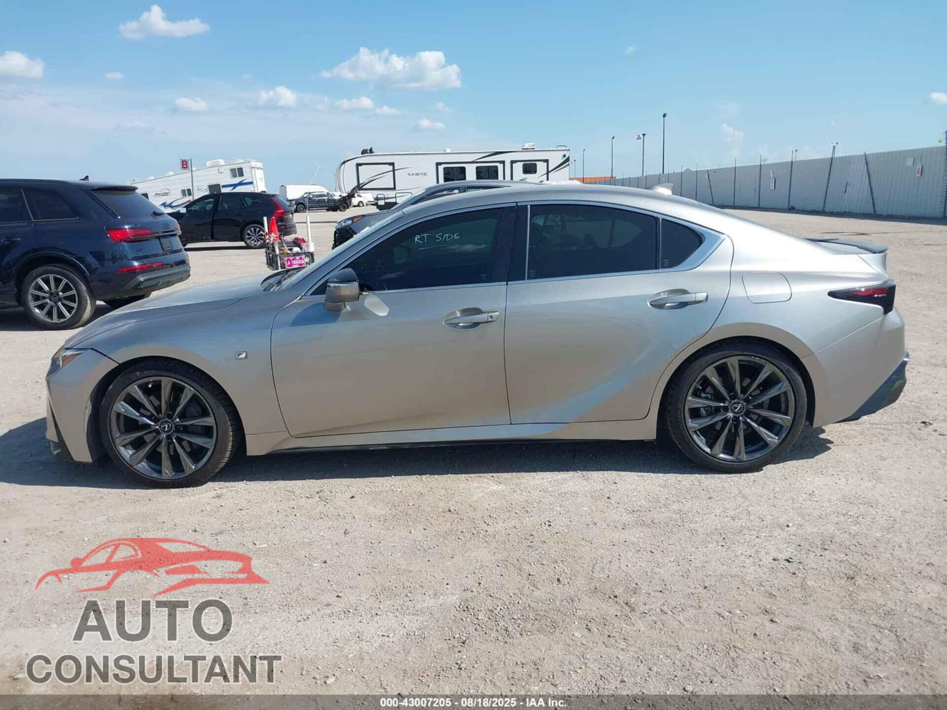 LEXUS IS 350 2021 - JTHGZ1B28M5040004