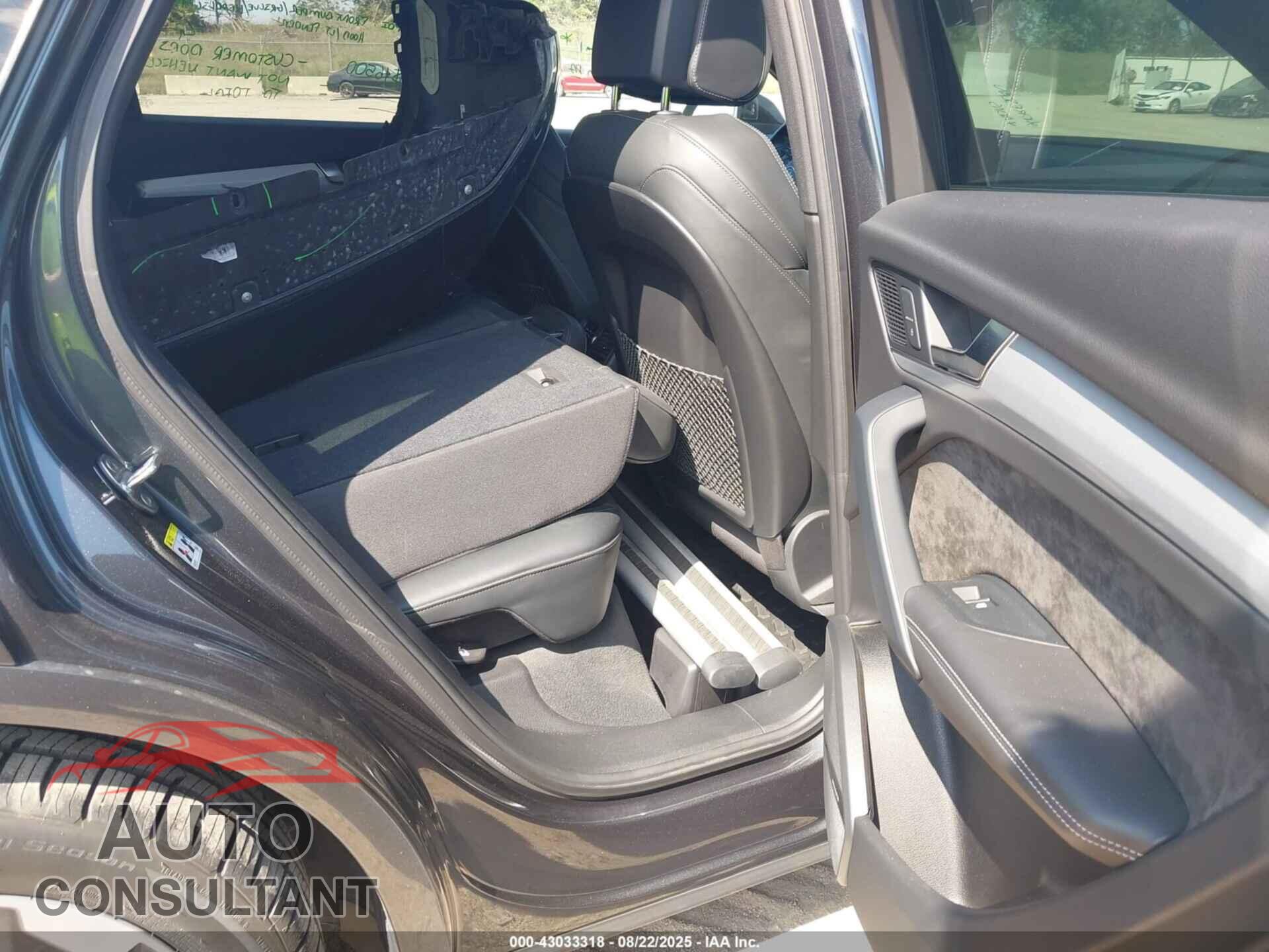 AUDI SQ5 2020 - WA1B4AFY7L2015212