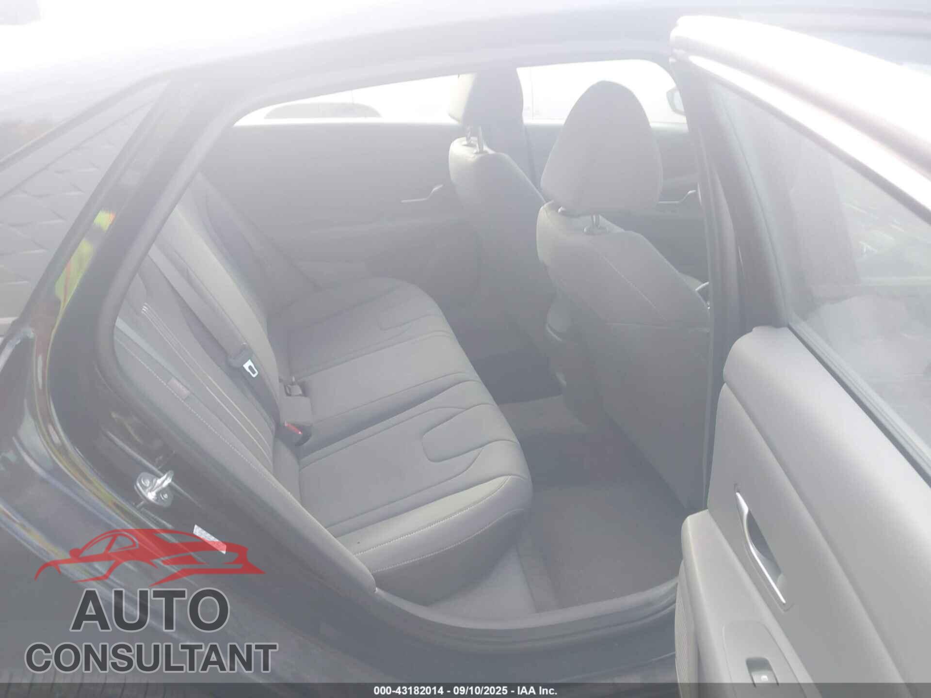 HYUNDAI ELANTRA 2024 - KMHLM4DG0RU651663