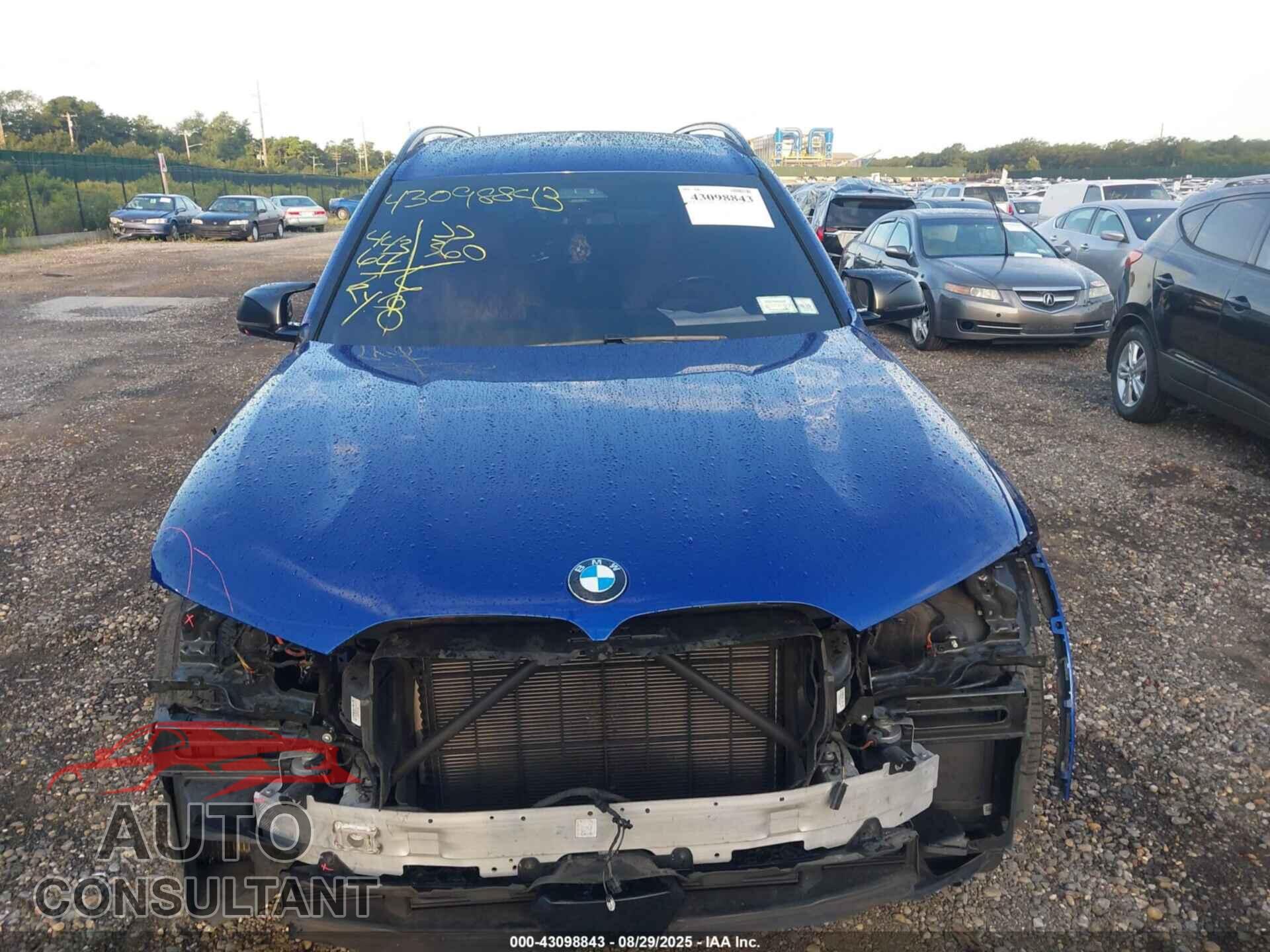 BMW X7 2024 - 5UX33EM03R9S83884