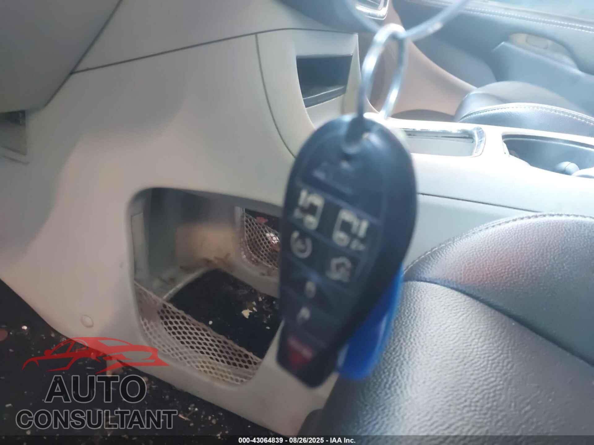 DODGE GRAND CARAVAN 2020 - 2C4RDGCG7LR194257