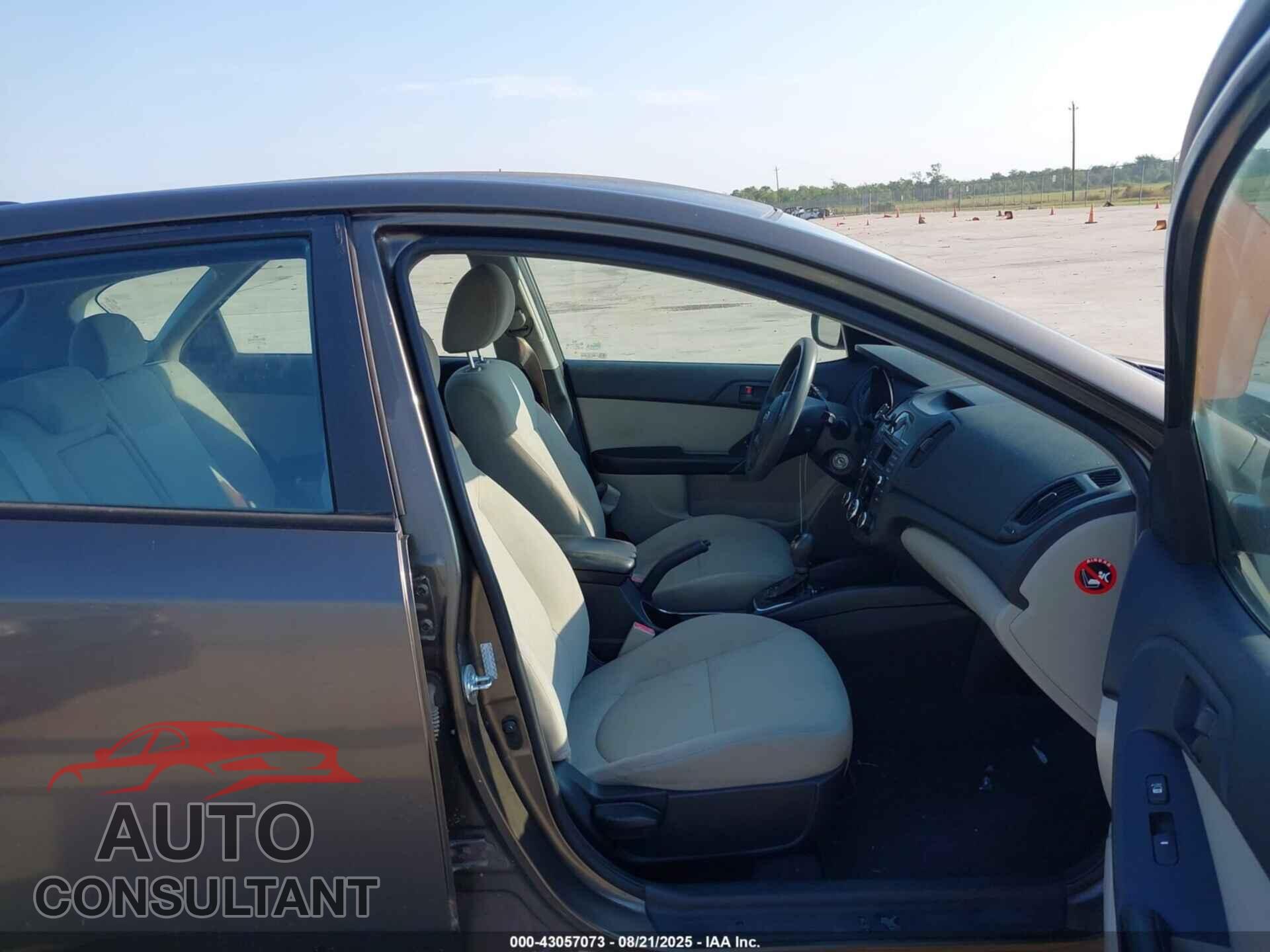 KIA FORTE 2011 - KNAFU5A27B5320740