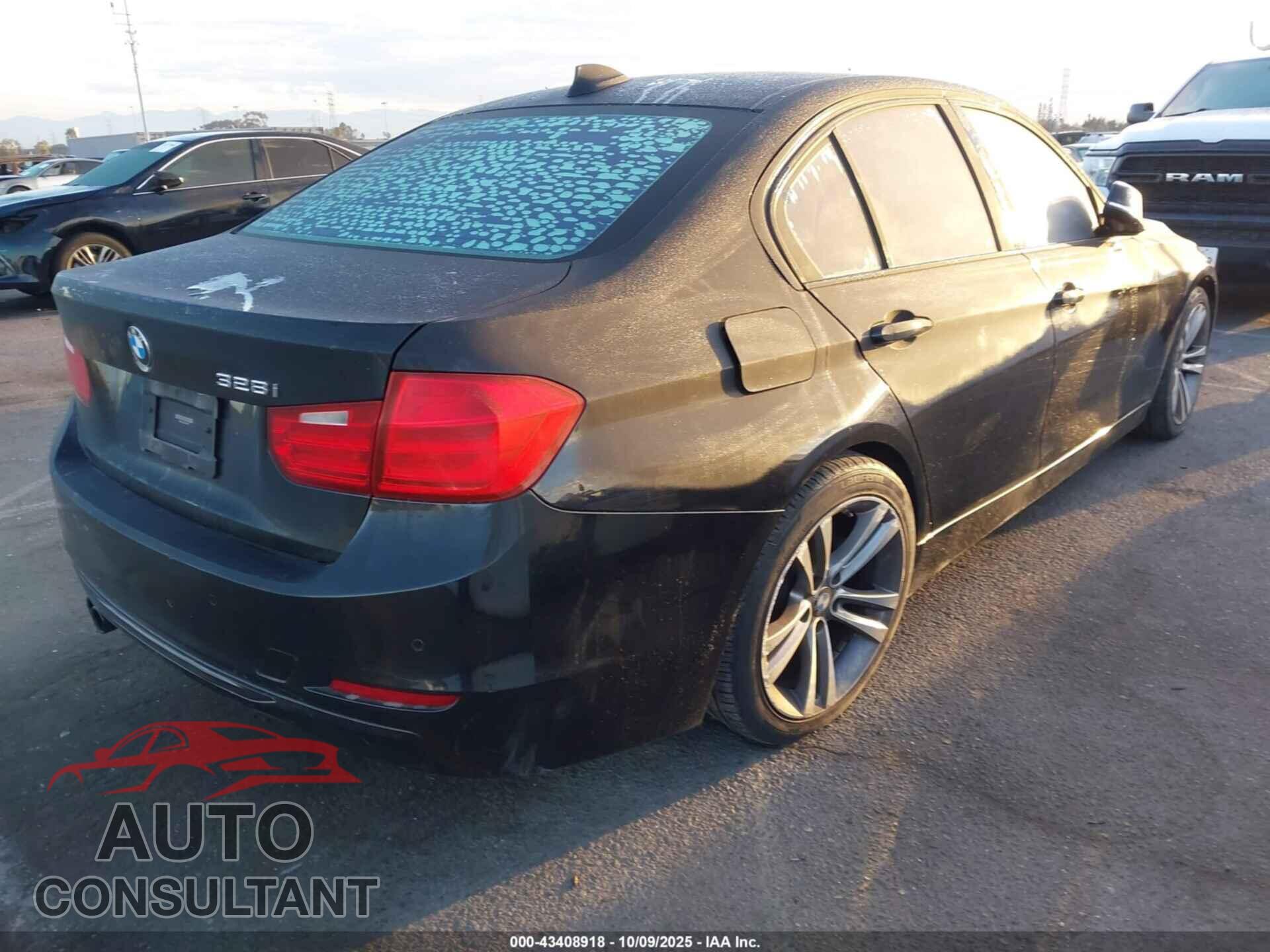 BMW 328I 2013 - WBA3A5C56DJ460677