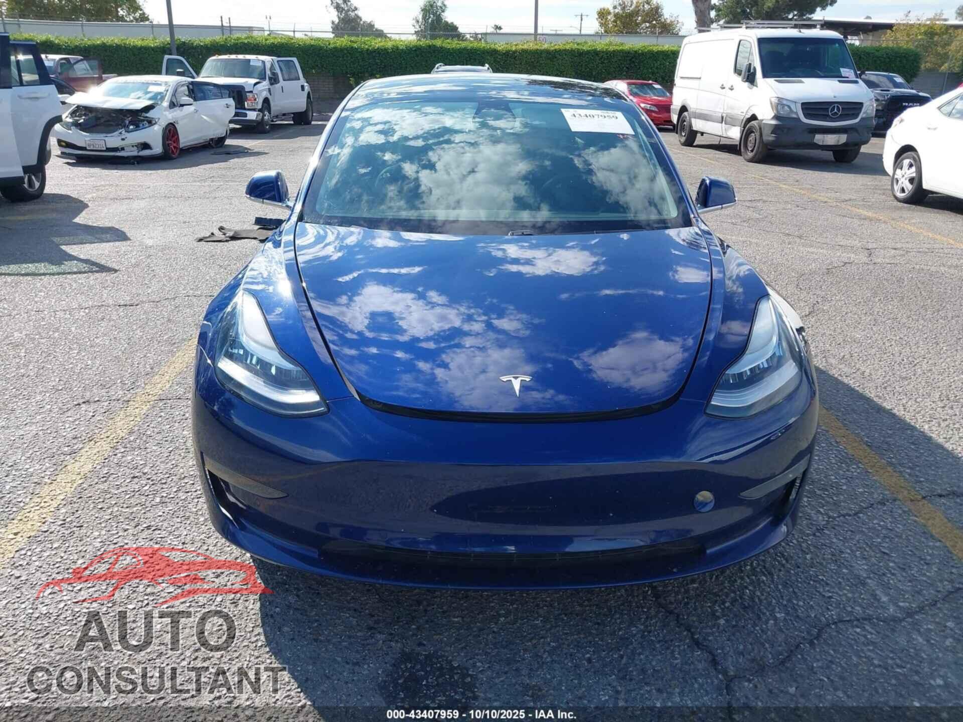 TESLA MODEL 3 2020 - 5YJ3E1EC3LF602243