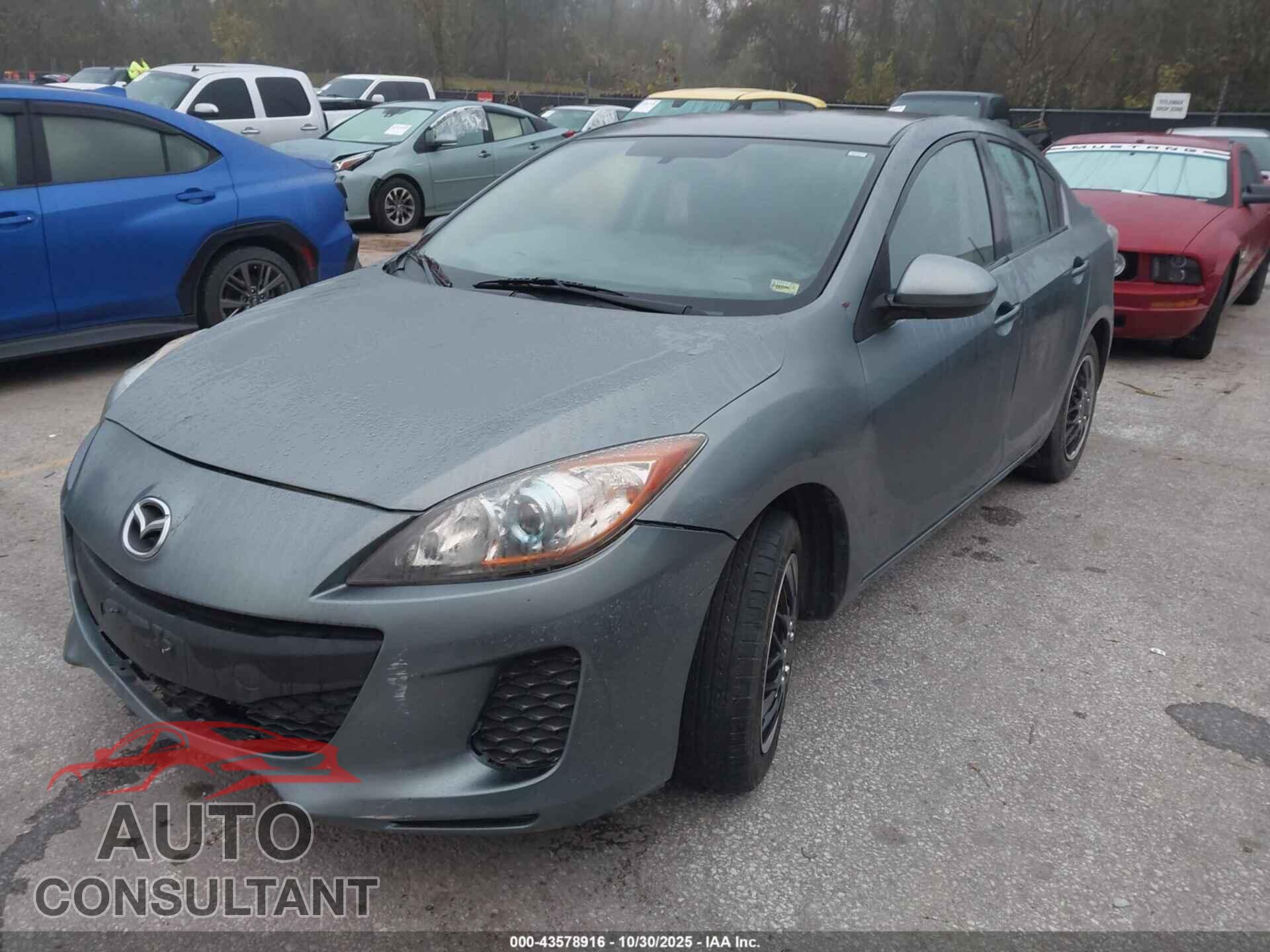 MAZDA MAZDA3 2013 - JM1BL1U74D1778413