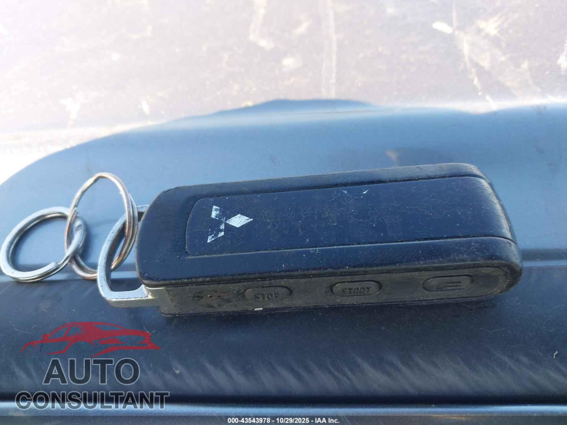 MITSUBISHI OUTLANDER 2019 - JA4AZ3A31KZ055523