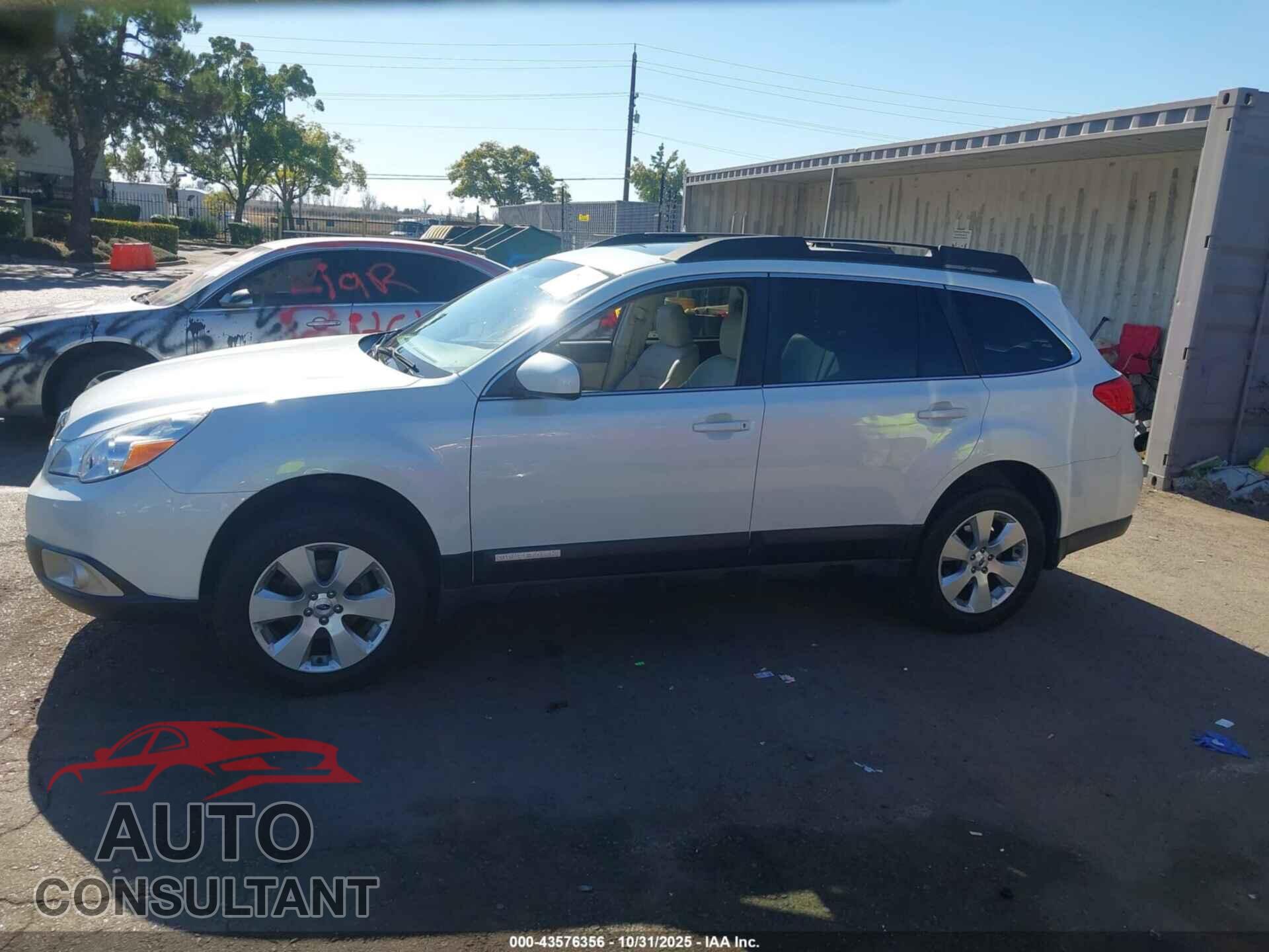 SUBARU OUTBACK 2012 - 4S4BRBKC8C3226139