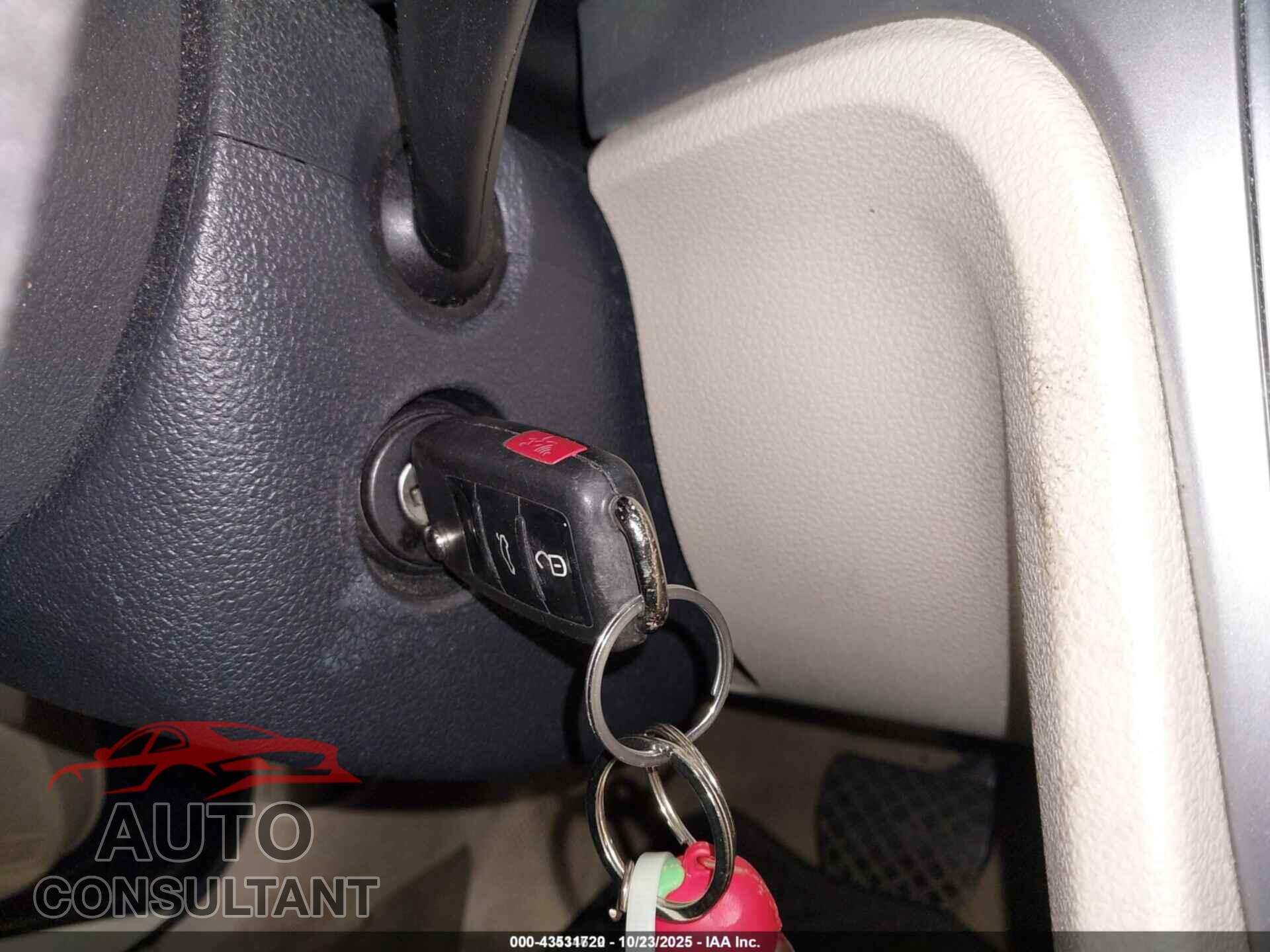 VOLKSWAGEN PASSAT 2014 - 1VWAP7A32EC019119