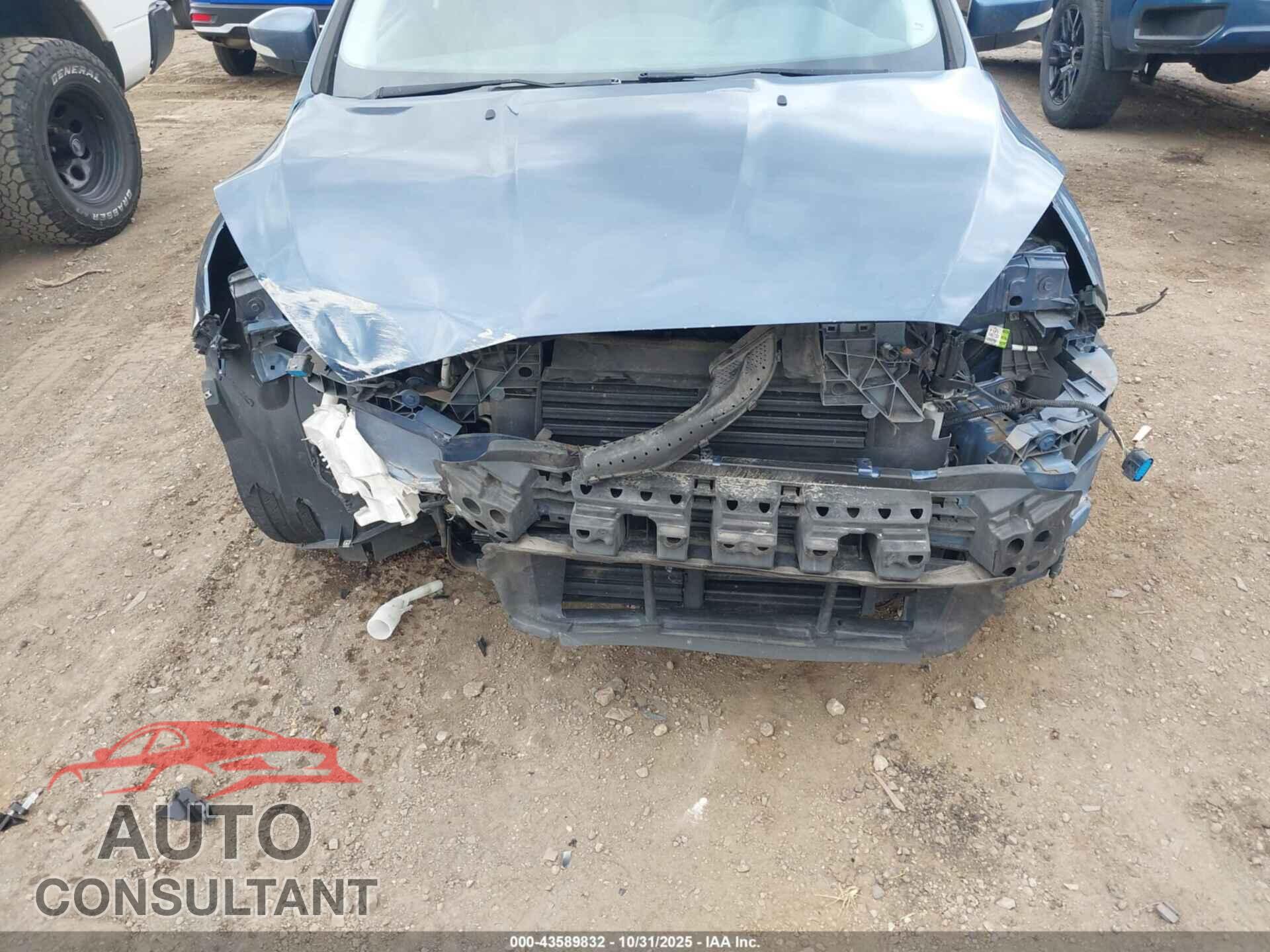 FORD FOCUS 2018 - 1FADP3H28JL216219