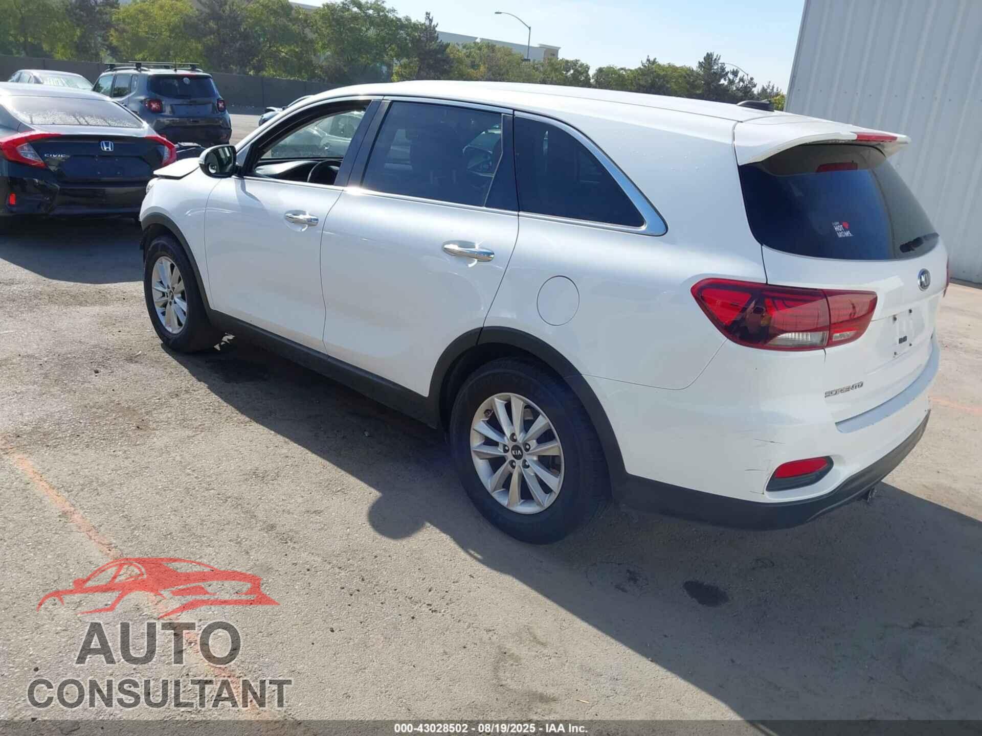 KIA SORENTO 2019 - 5XYPG4A5XKG467404