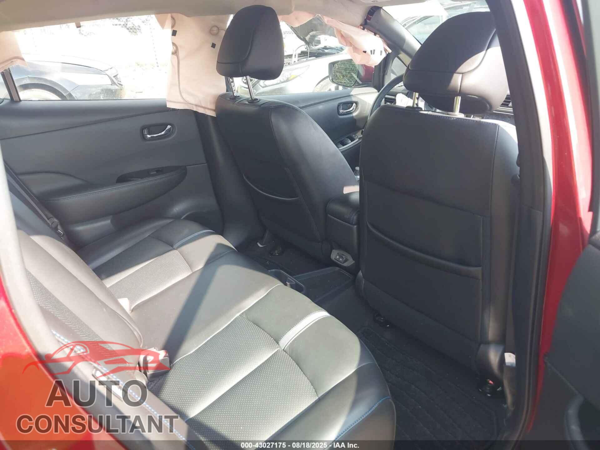 NISSAN LEAF 2021 - 1N4BZ1DV5MC556695
