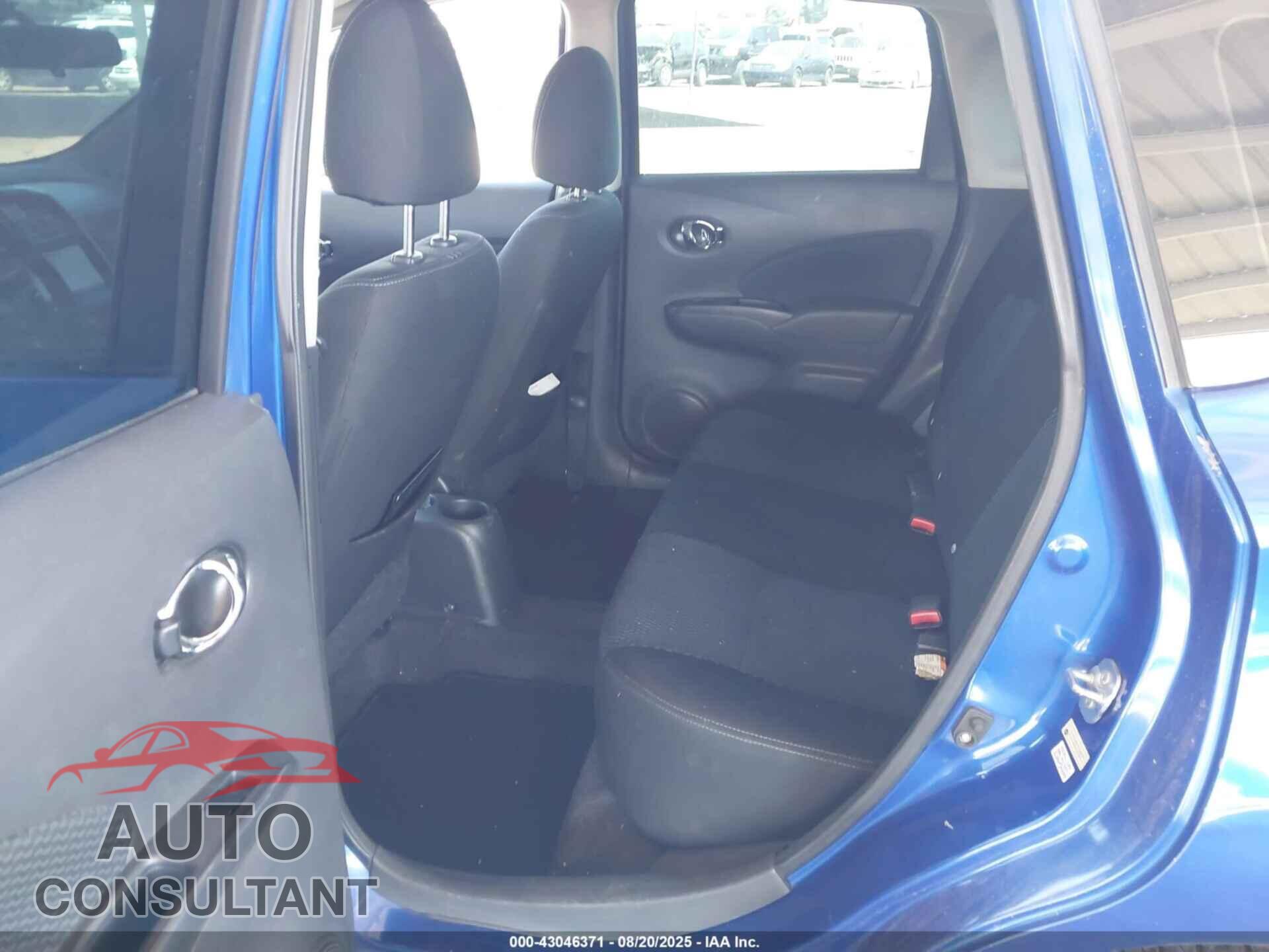NISSAN VERSA NOTE 2015 - 3N1CE2CP2FL398877
