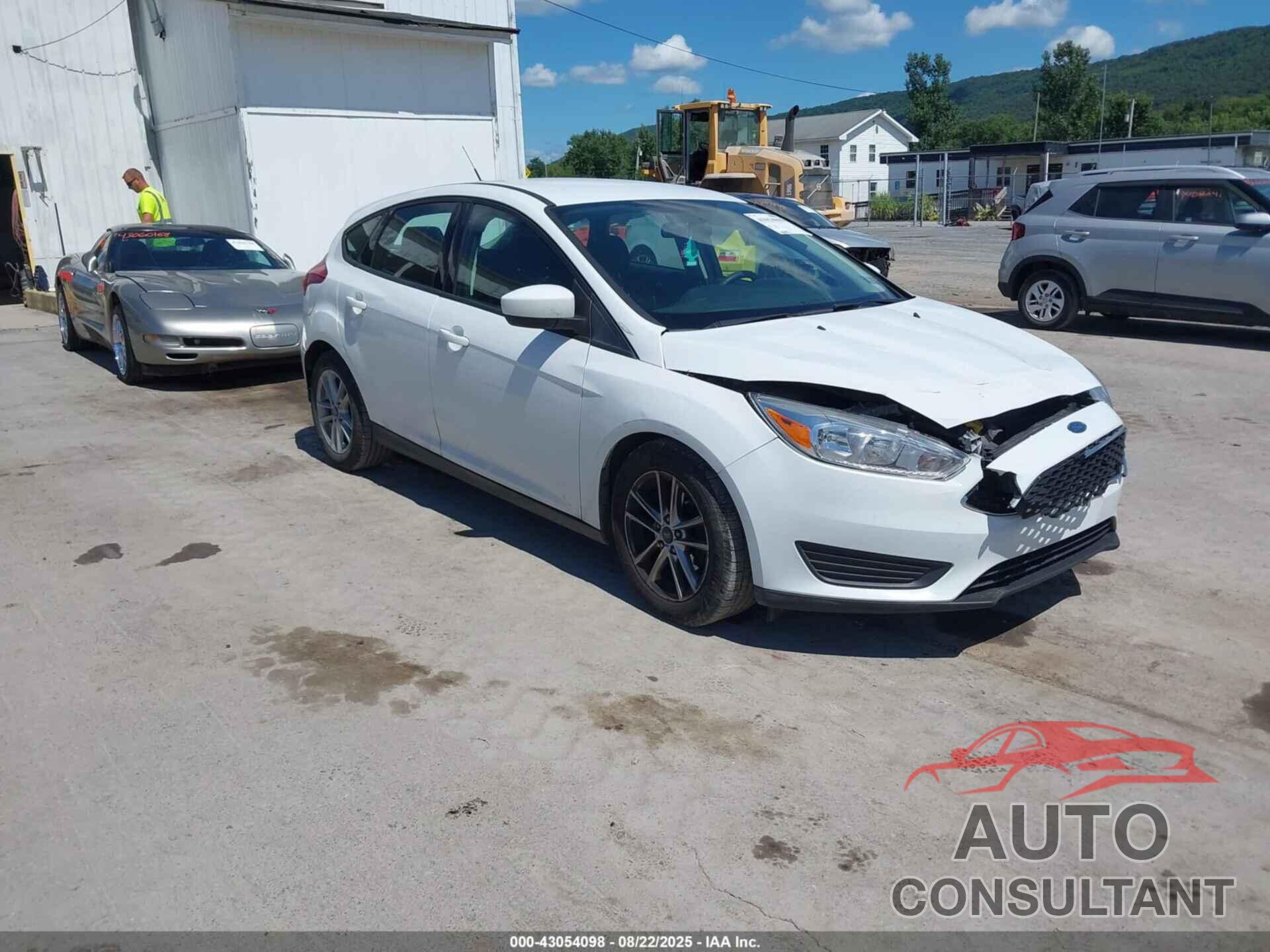 FORD FOCUS 2018 - 1FADP3K28JL288692