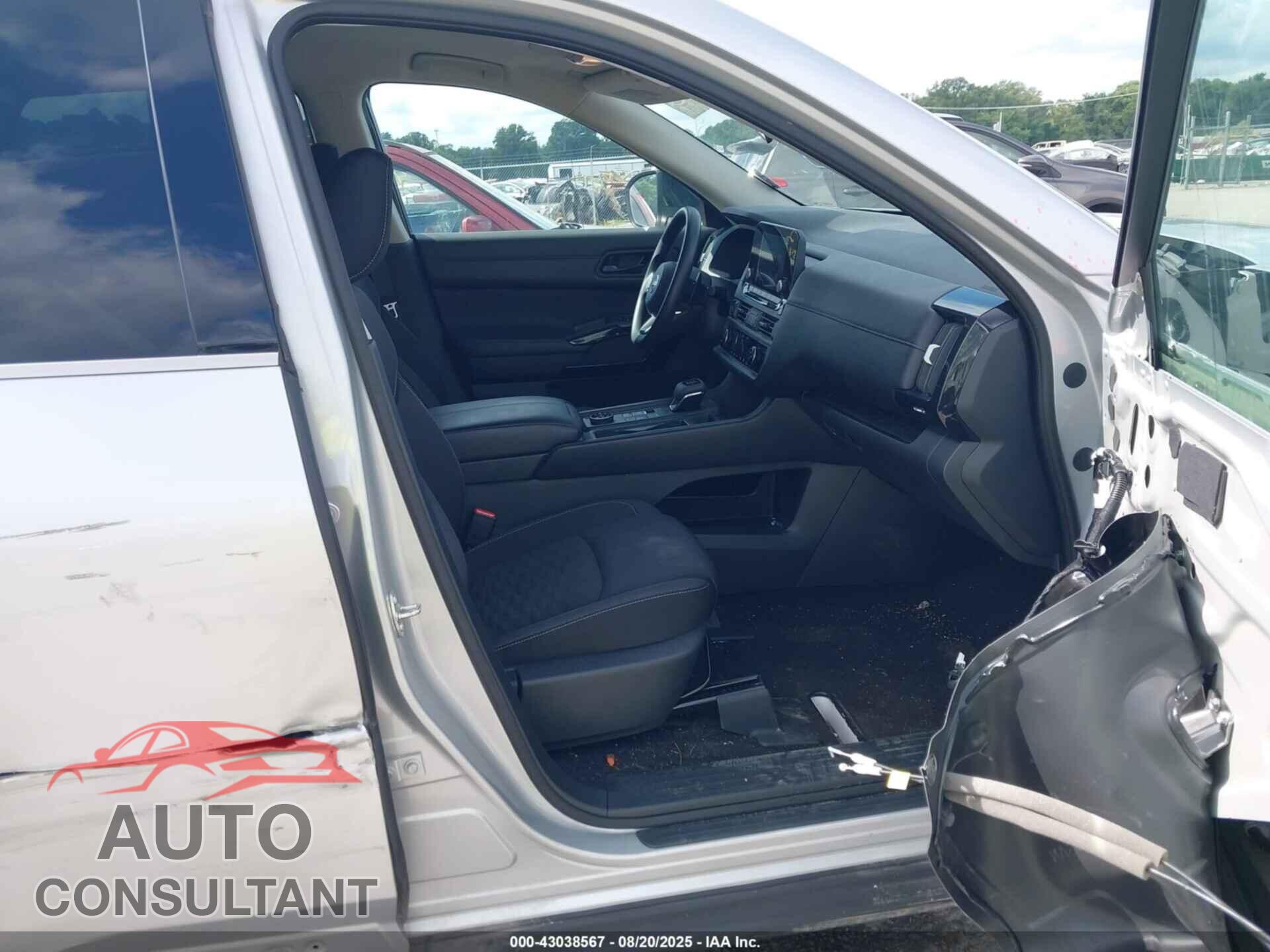 NISSAN PATHFINDER 2024 - 5N1DR3AC7RC260131
