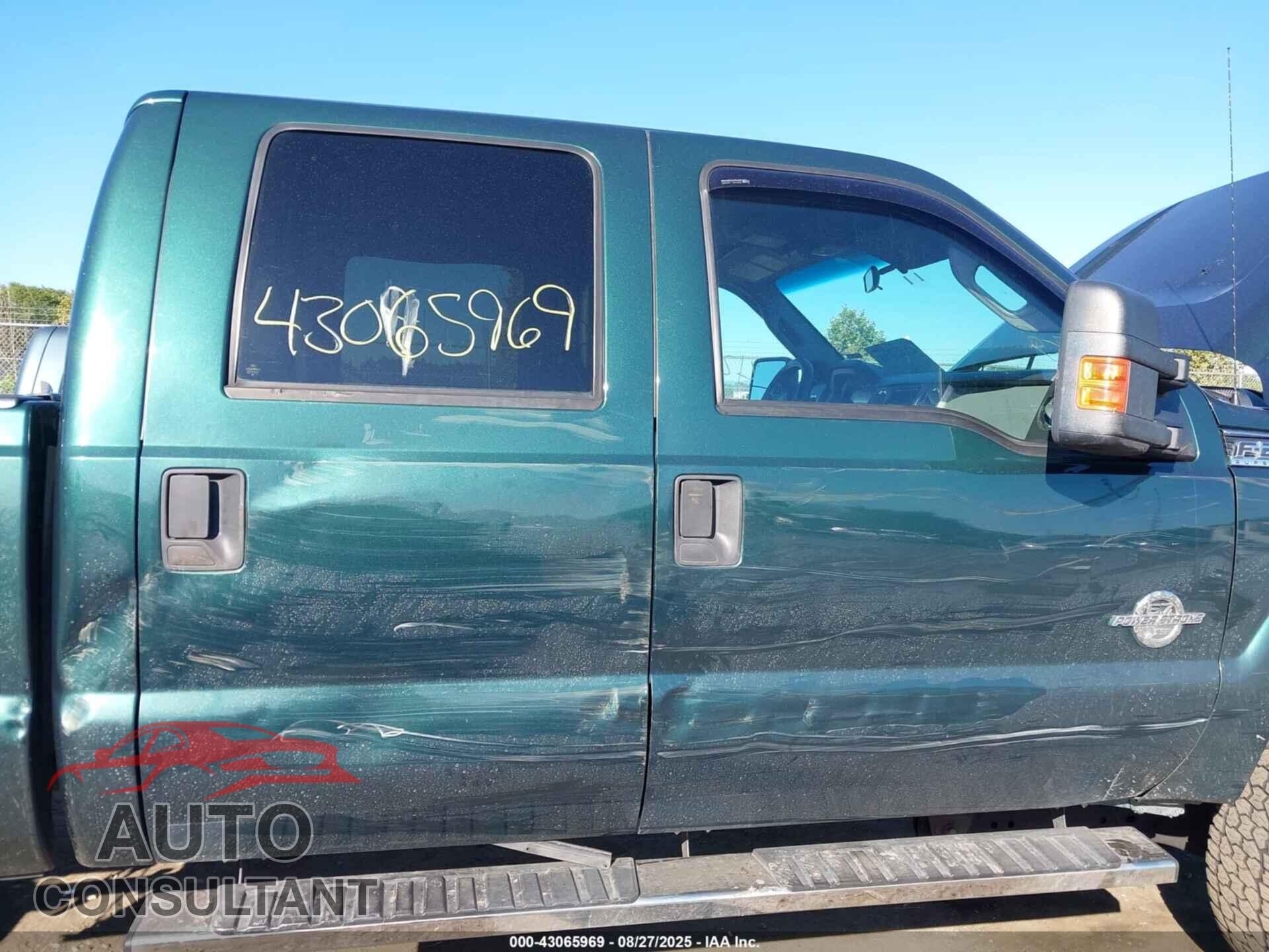 FORD F-250 2011 - 1FT7W2BT6BEB07351