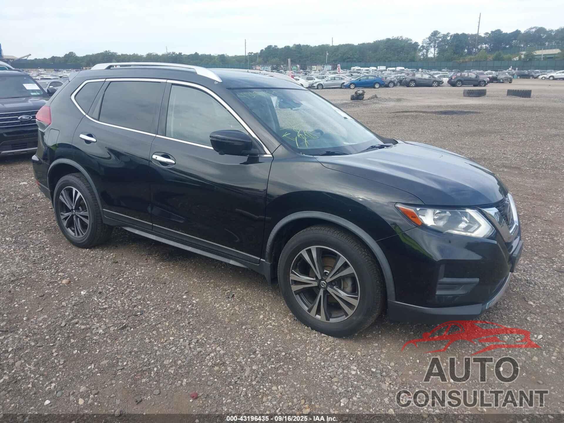 NISSAN ROGUE 2019 - JN8AT2MV8KW378729