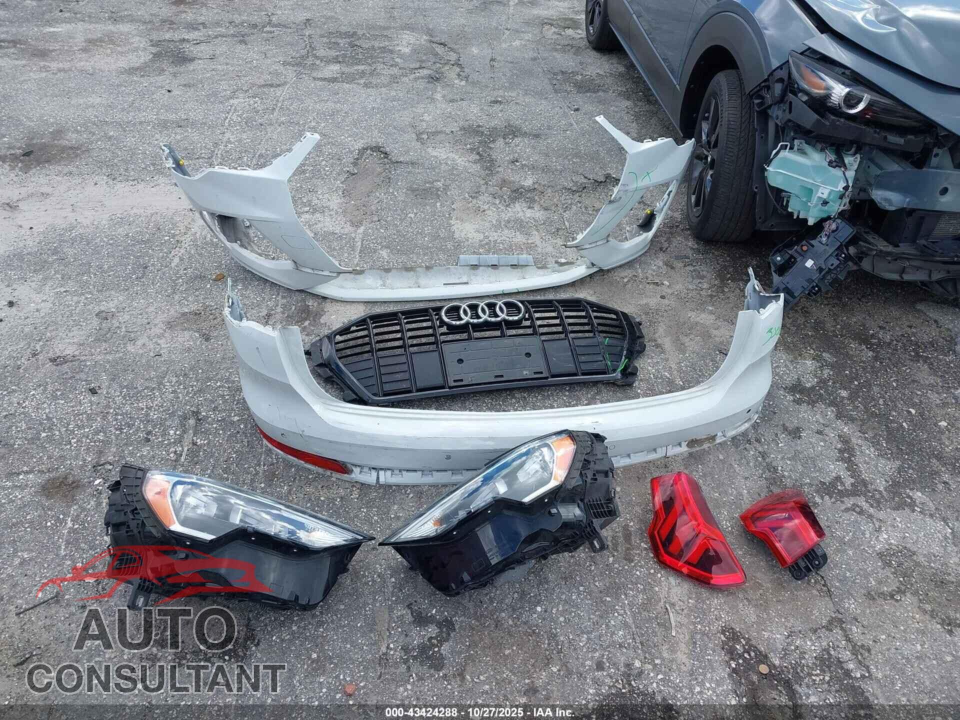 AUDI Q3 2021 - WA1DECF31M1051197