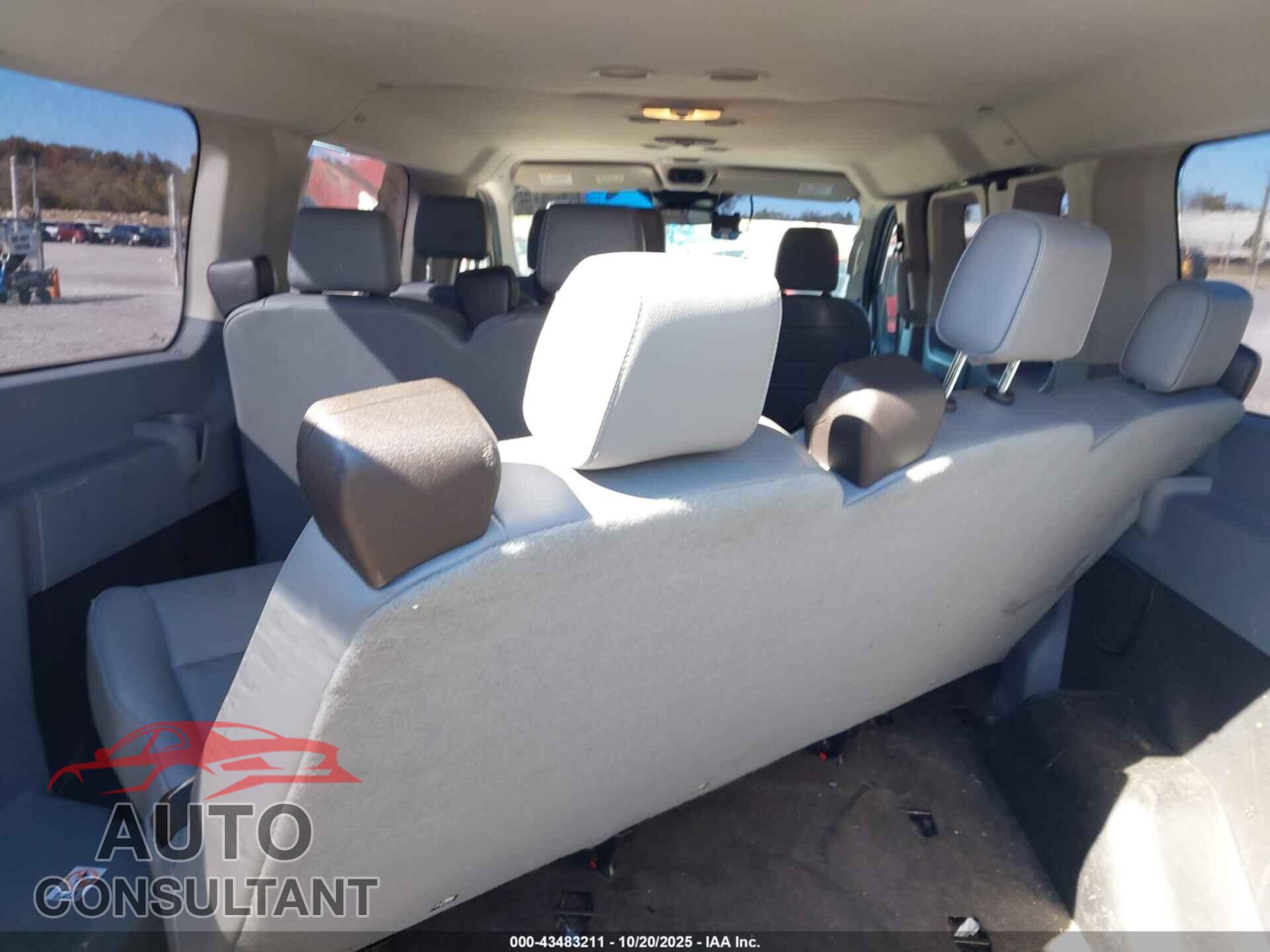FORD TRANSIT-150 2019 - 1FMZK1ZM2KKB15392