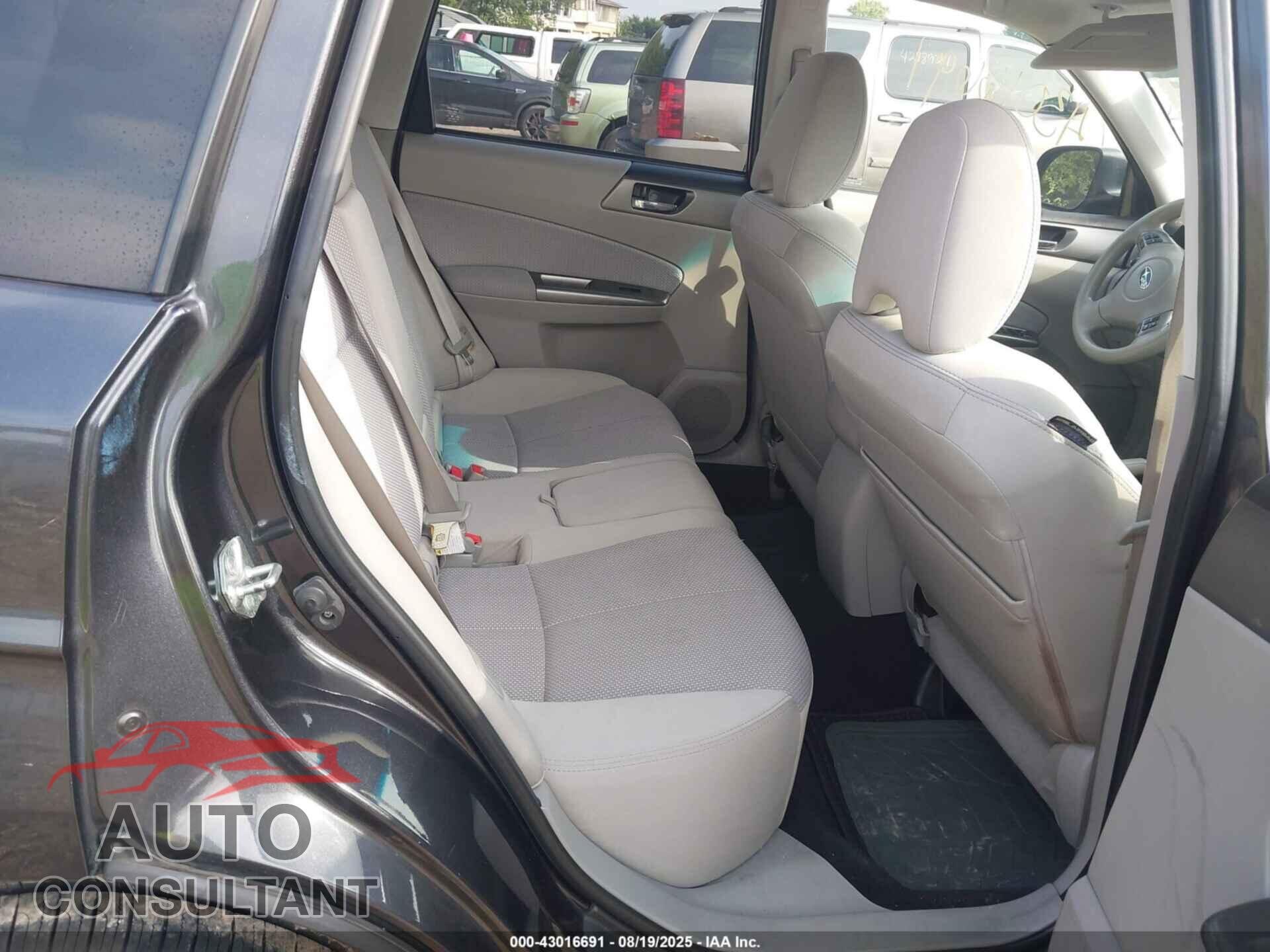 SUBARU FORESTER 2011 - JF2SHADC2BH734379