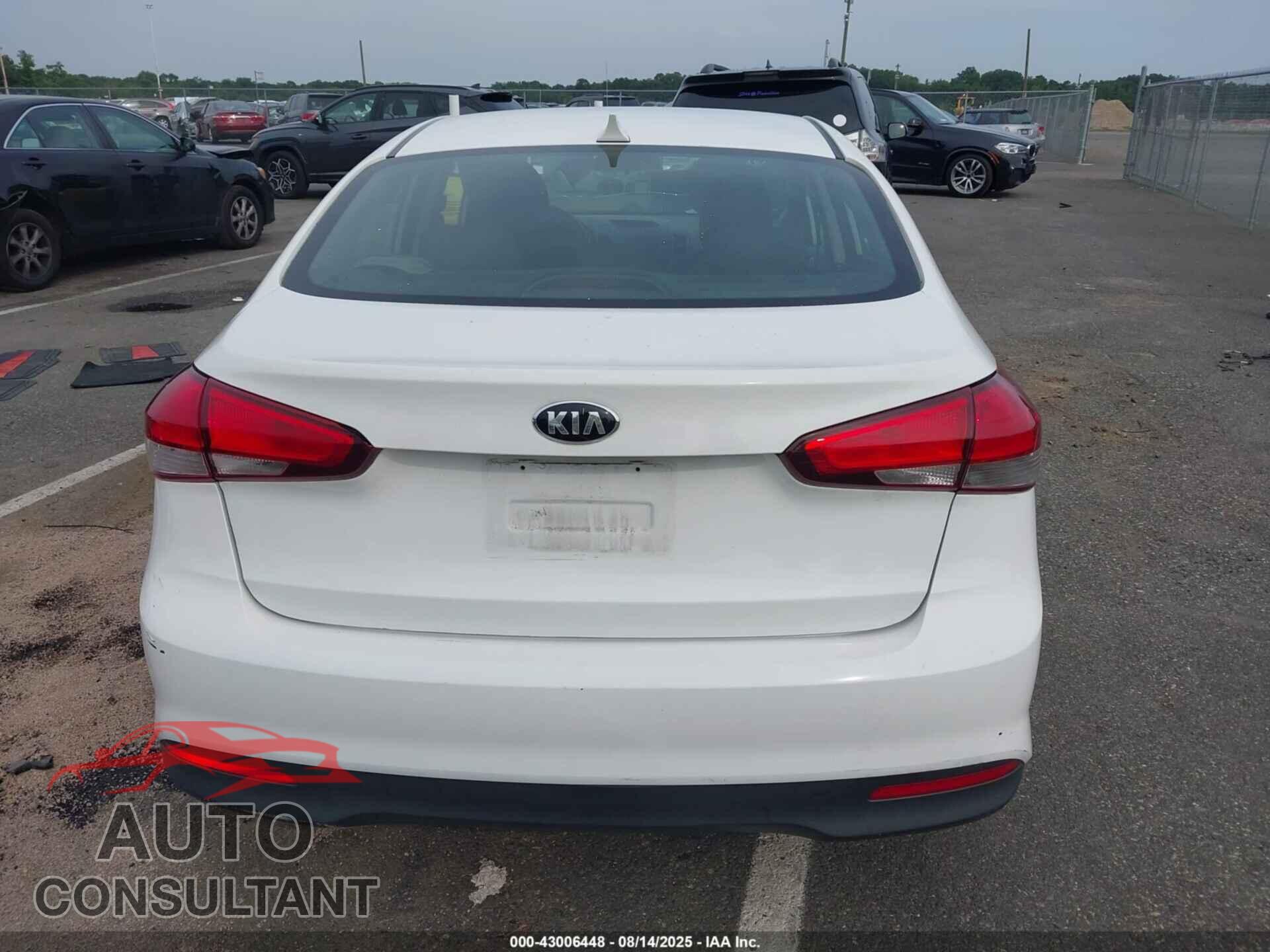 KIA FORTE 2017 - 3KPFK4A76HE057961