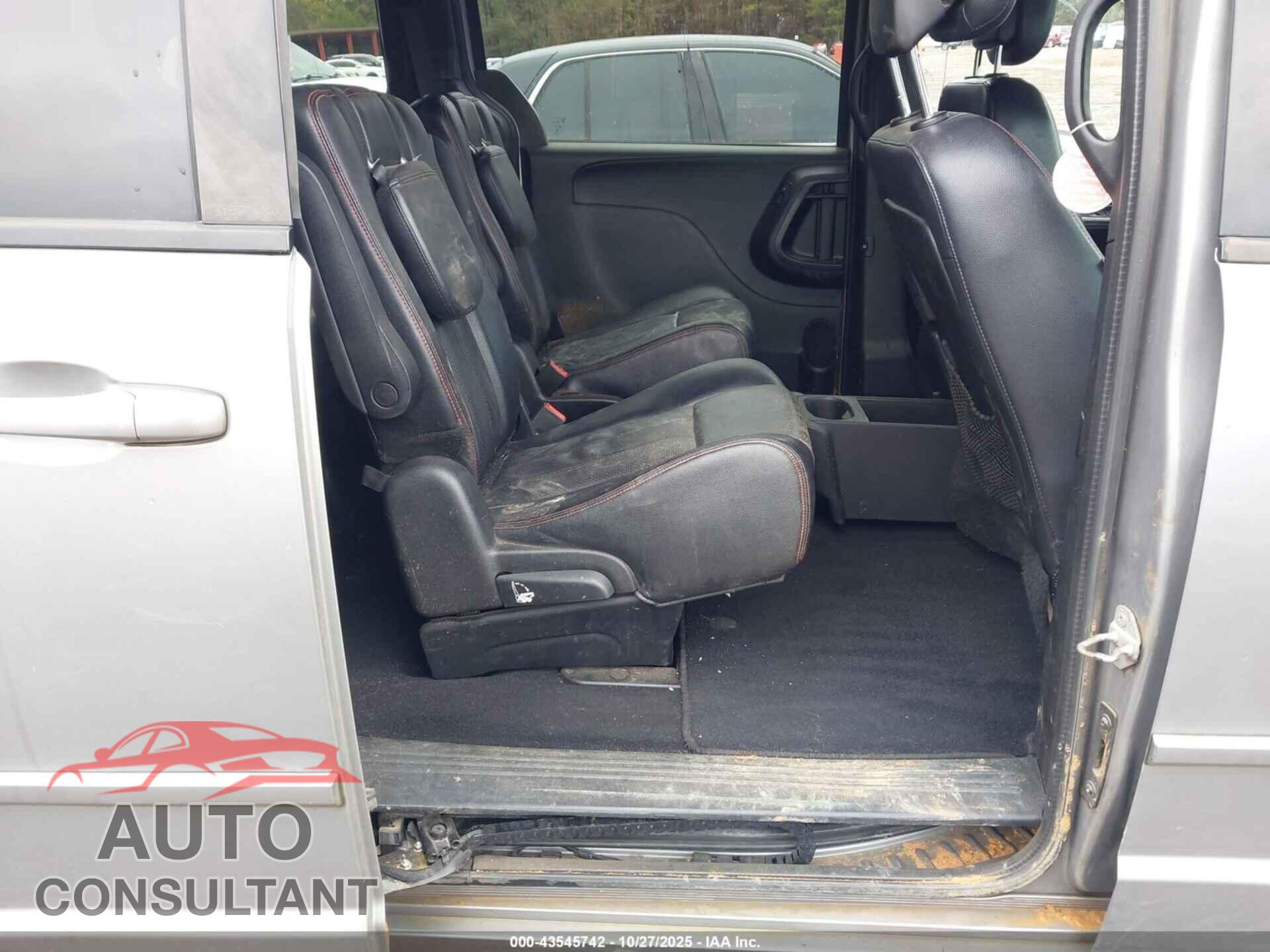 DODGE GRAND CARAVAN 2014 - 2C4RDGEG6ER264430