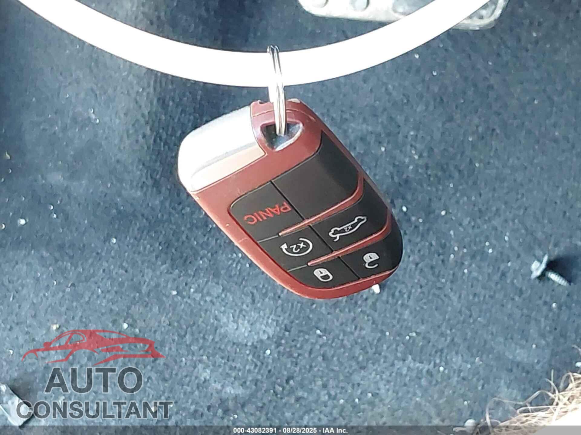 JEEP GRAND CHEROKEE 2014 - 1C4RJFDJ6EC458576